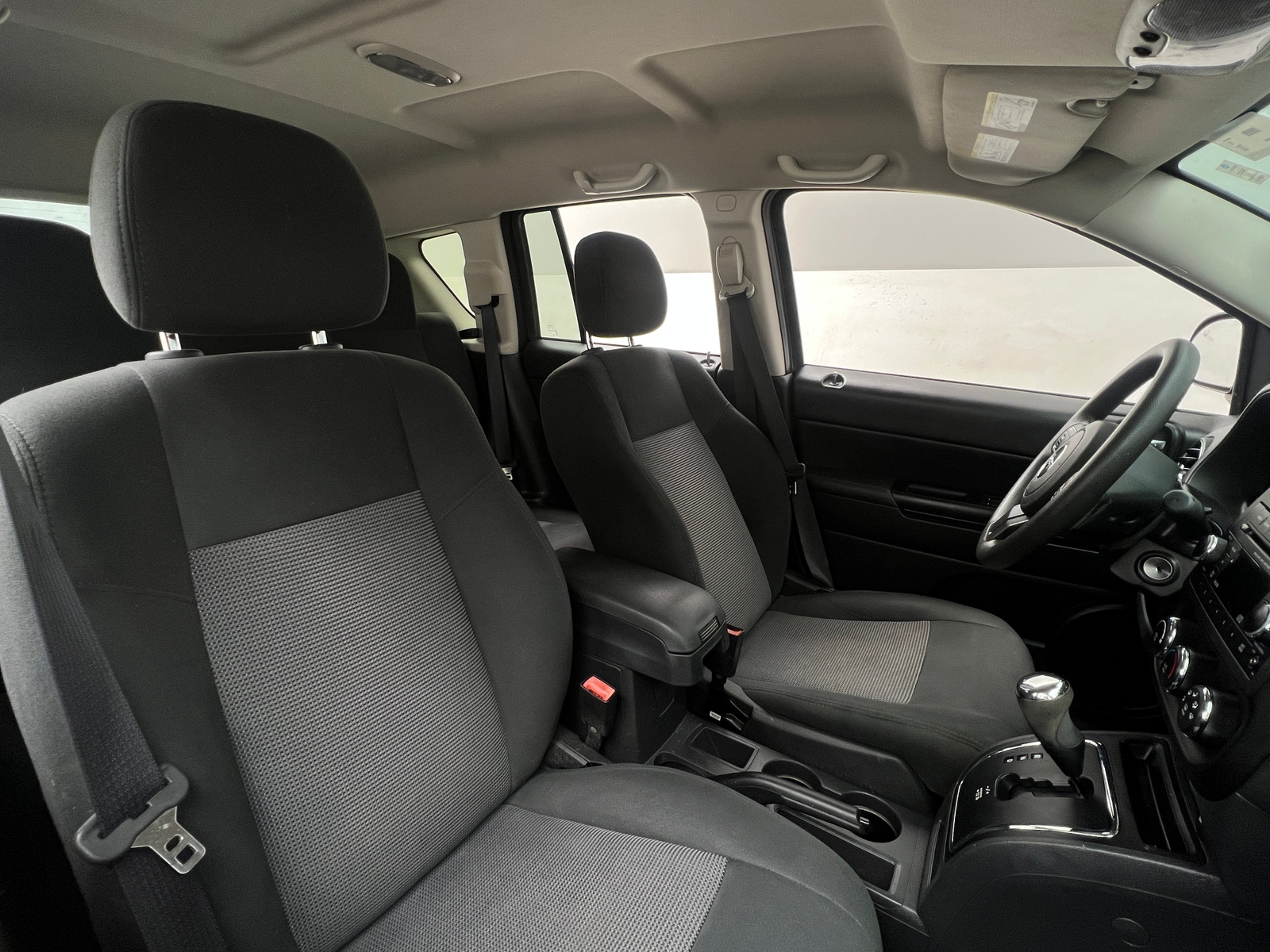 Thumbnail: 2016 Jeep Compass - 2