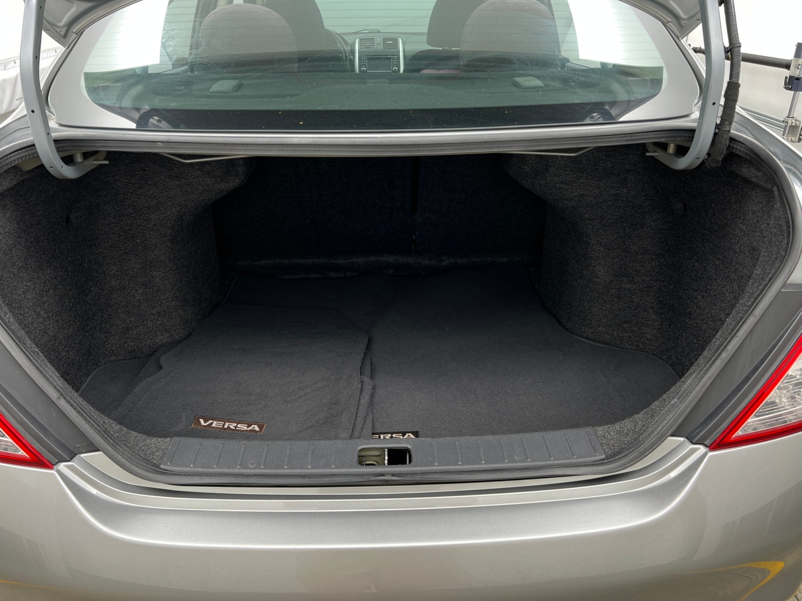 Thumbnail: 2014 Nissan Versa - 7