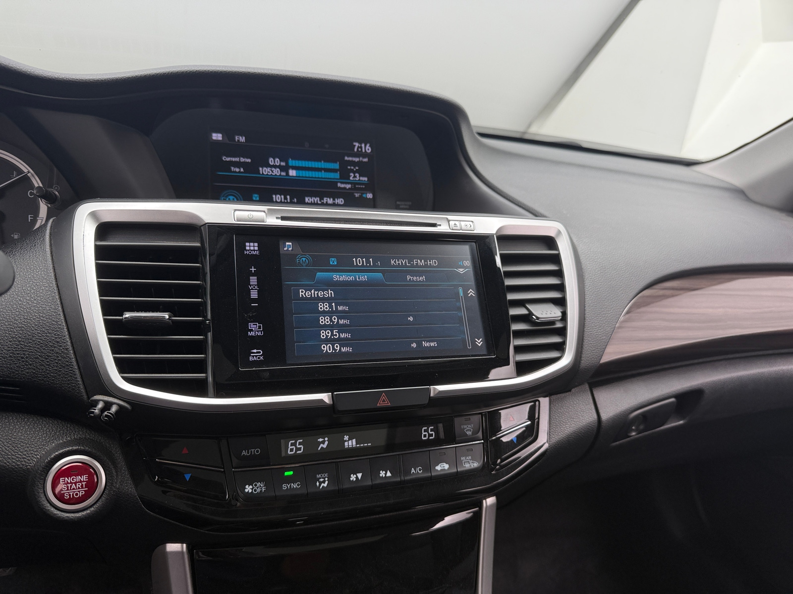 Thumbnail: 2017 Honda Accord - 4