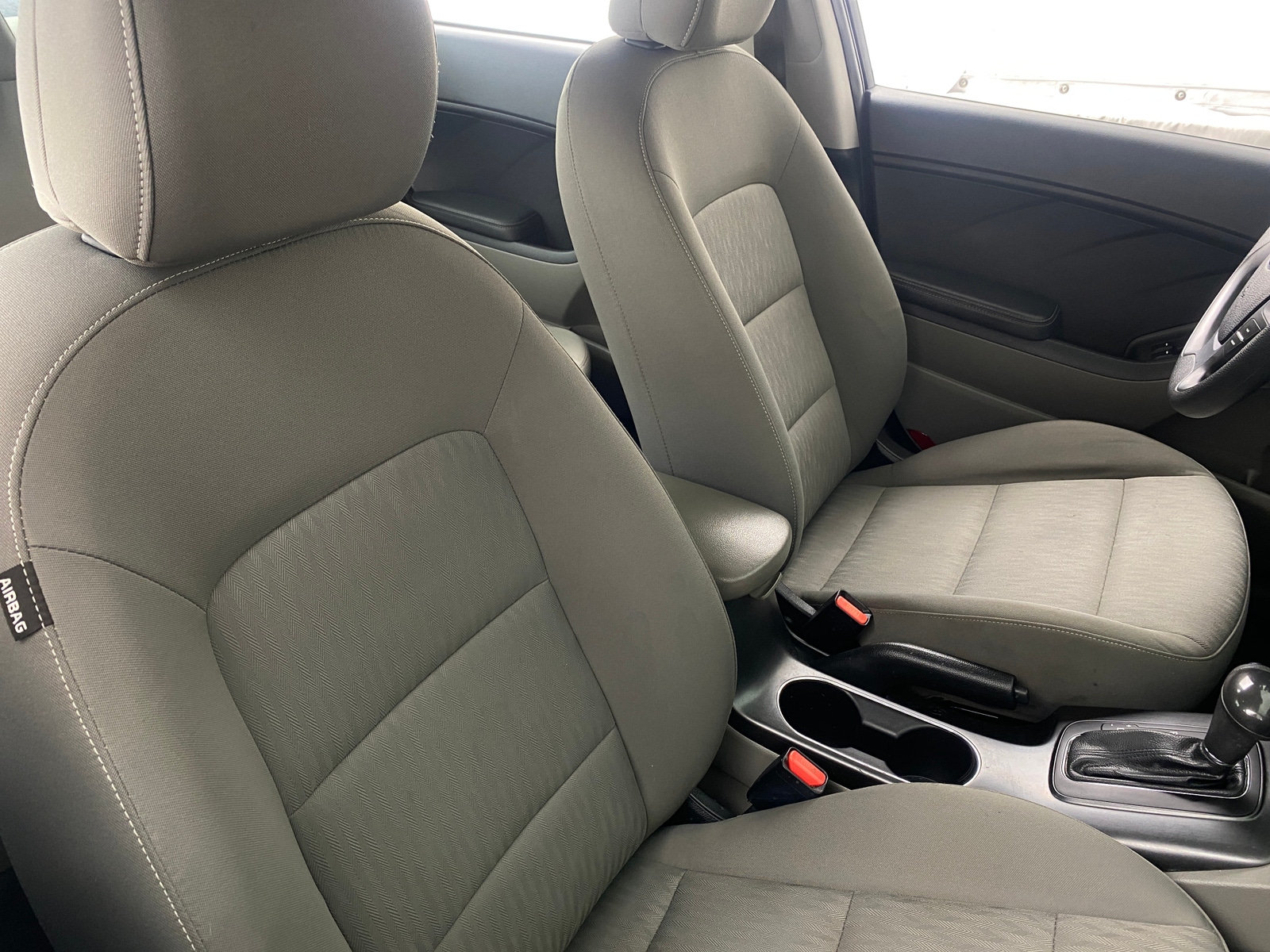 Thumbnail: 2016 Kia Forte - 2