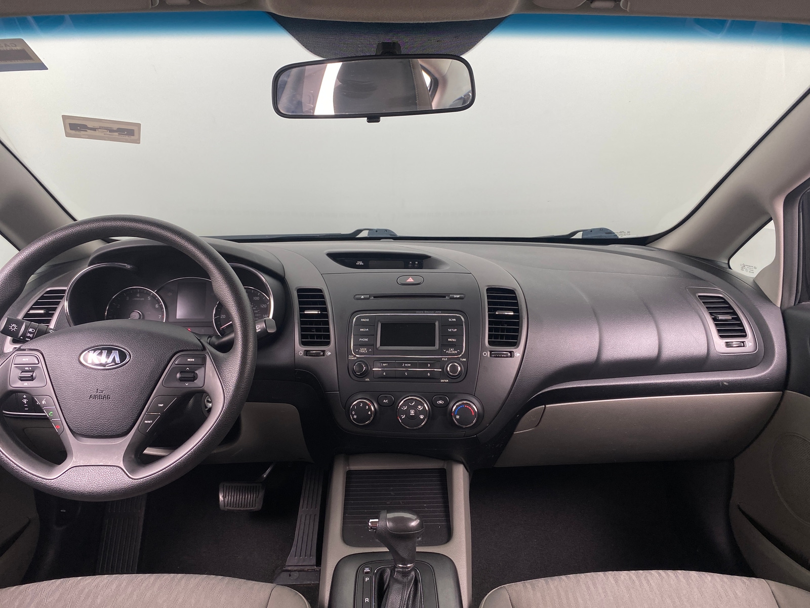 Thumbnail: 2016 Kia Forte - 3