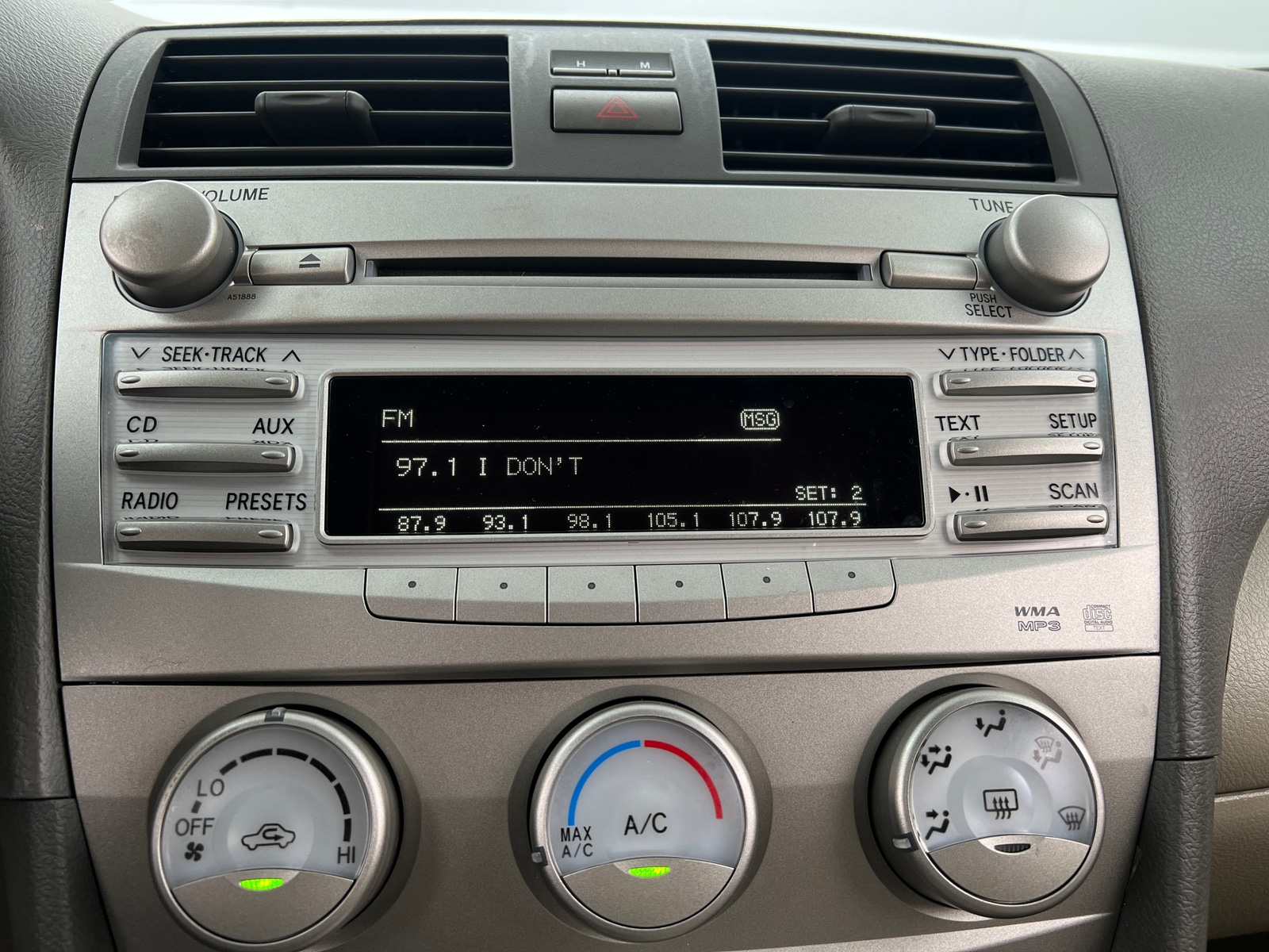 Thumbnail: 2011 Toyota Camry - 4