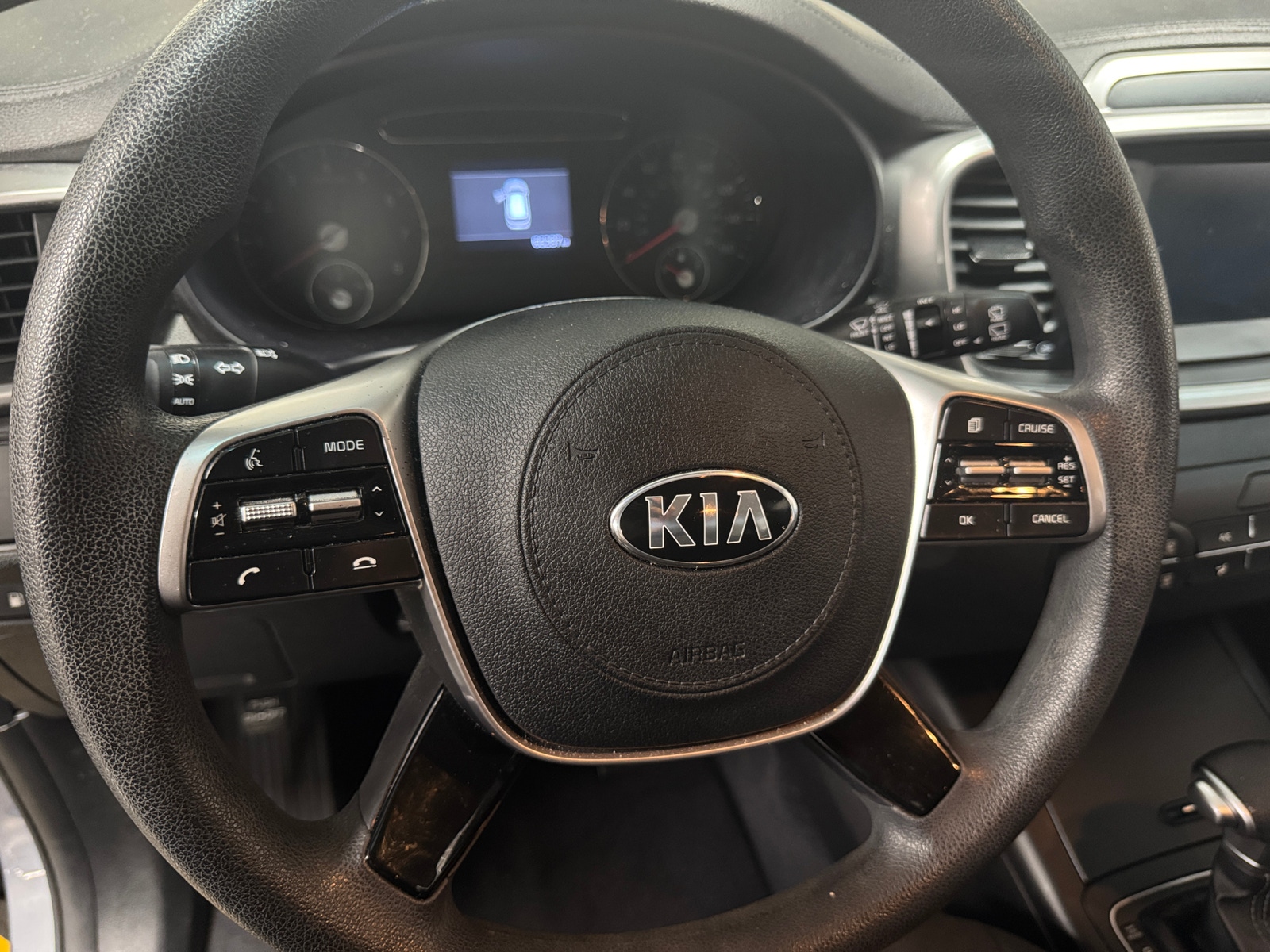Thumbnail: 2020 Kia Sorento - 5