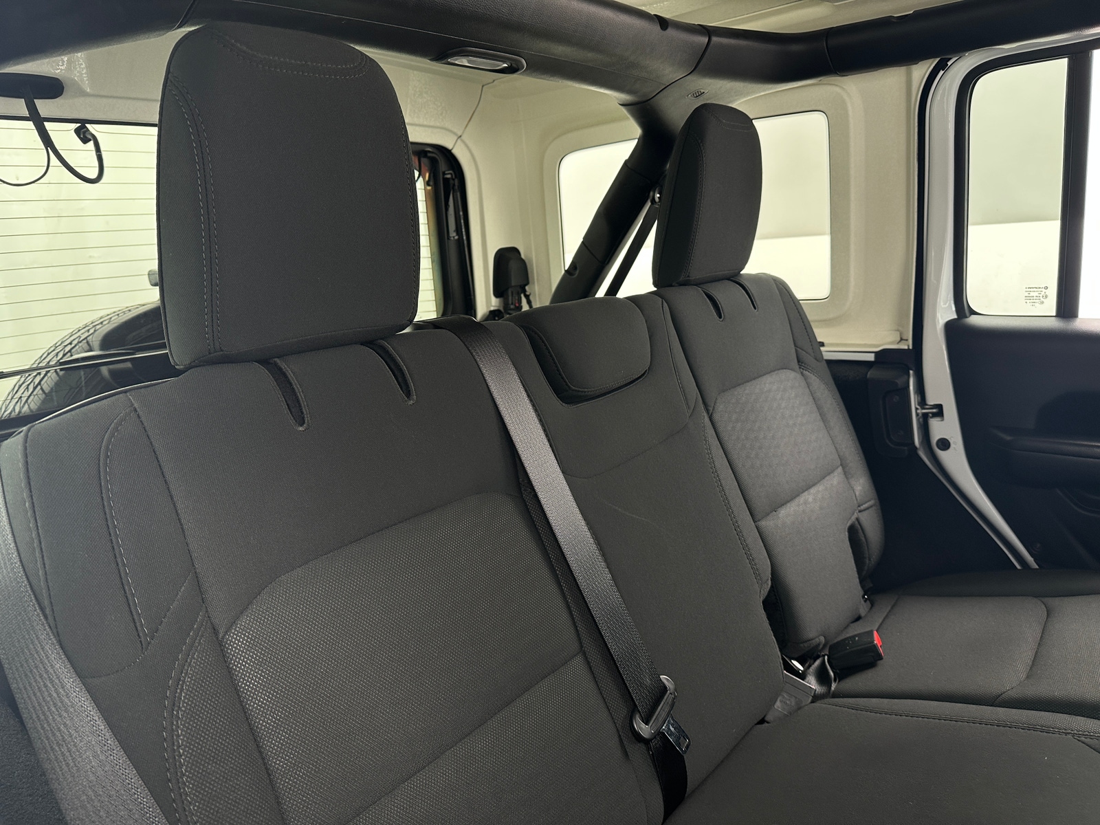 Thumbnail: 2020 Jeep Wrangler - 6