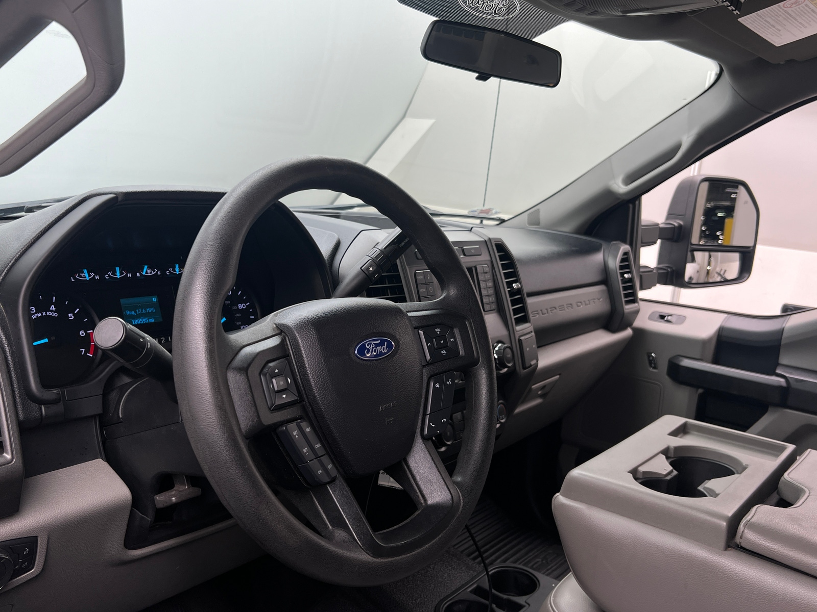 Thumbnail: 2019 Ford Econoline - 3