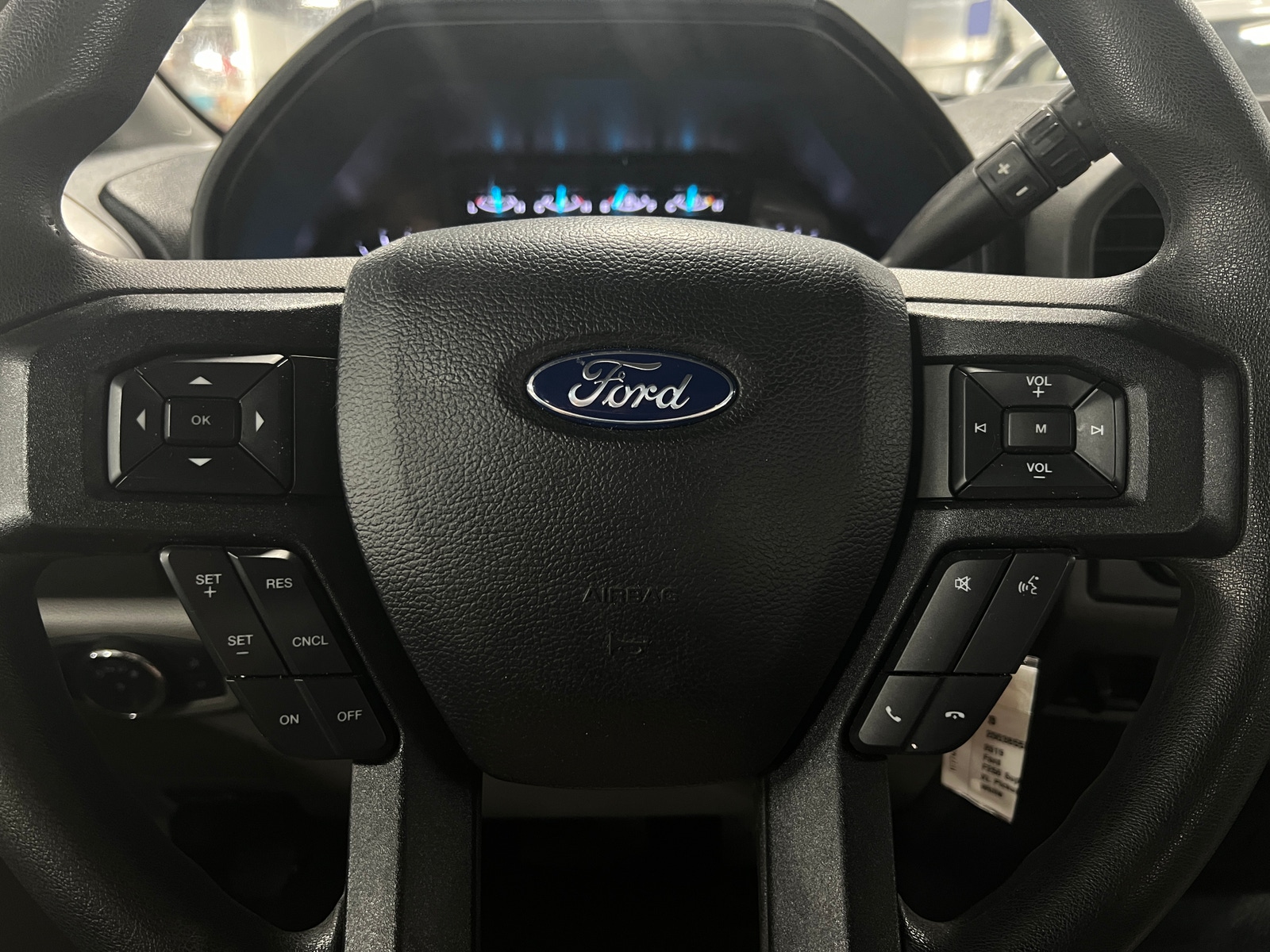 Thumbnail: 2019 Ford Econoline - 5