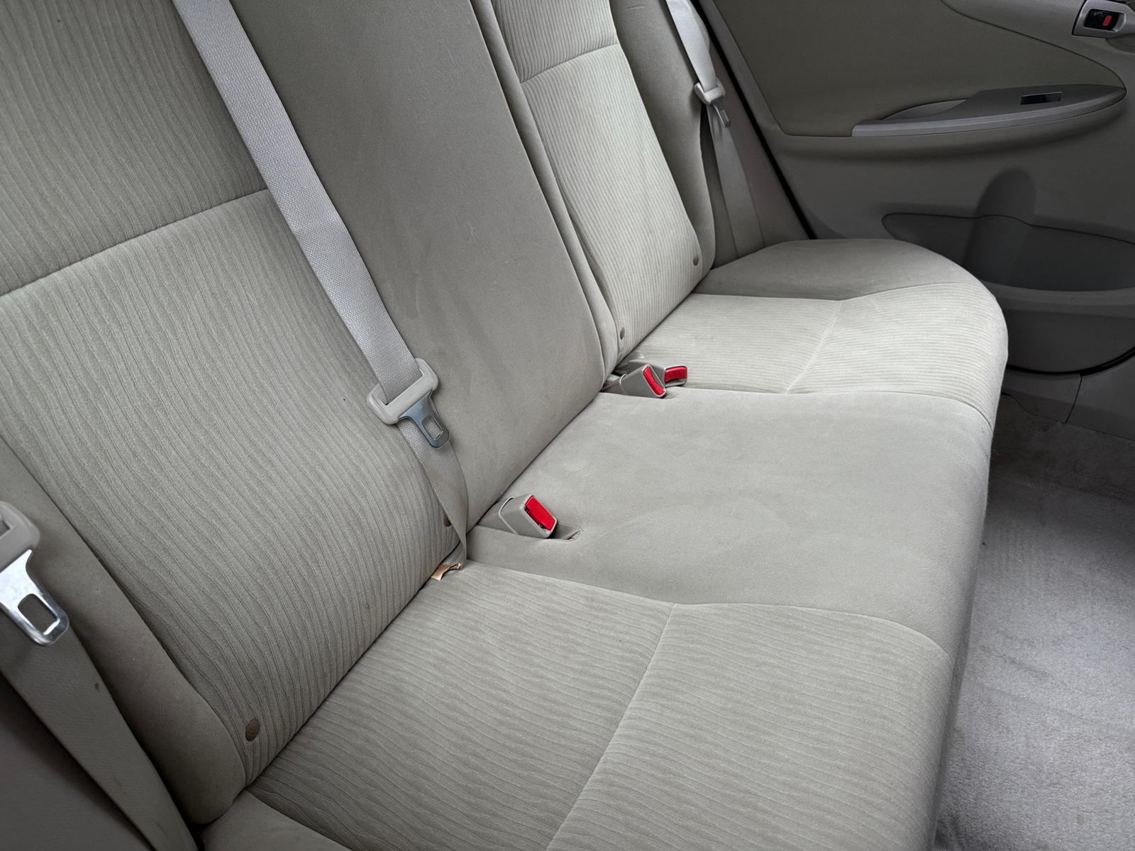 Thumbnail: 2010 Toyota Corolla - 6