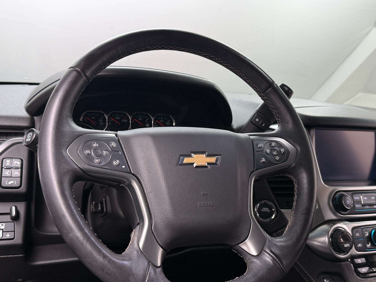 Thumbnail: 2016 Chevrolet Tahoe - 4