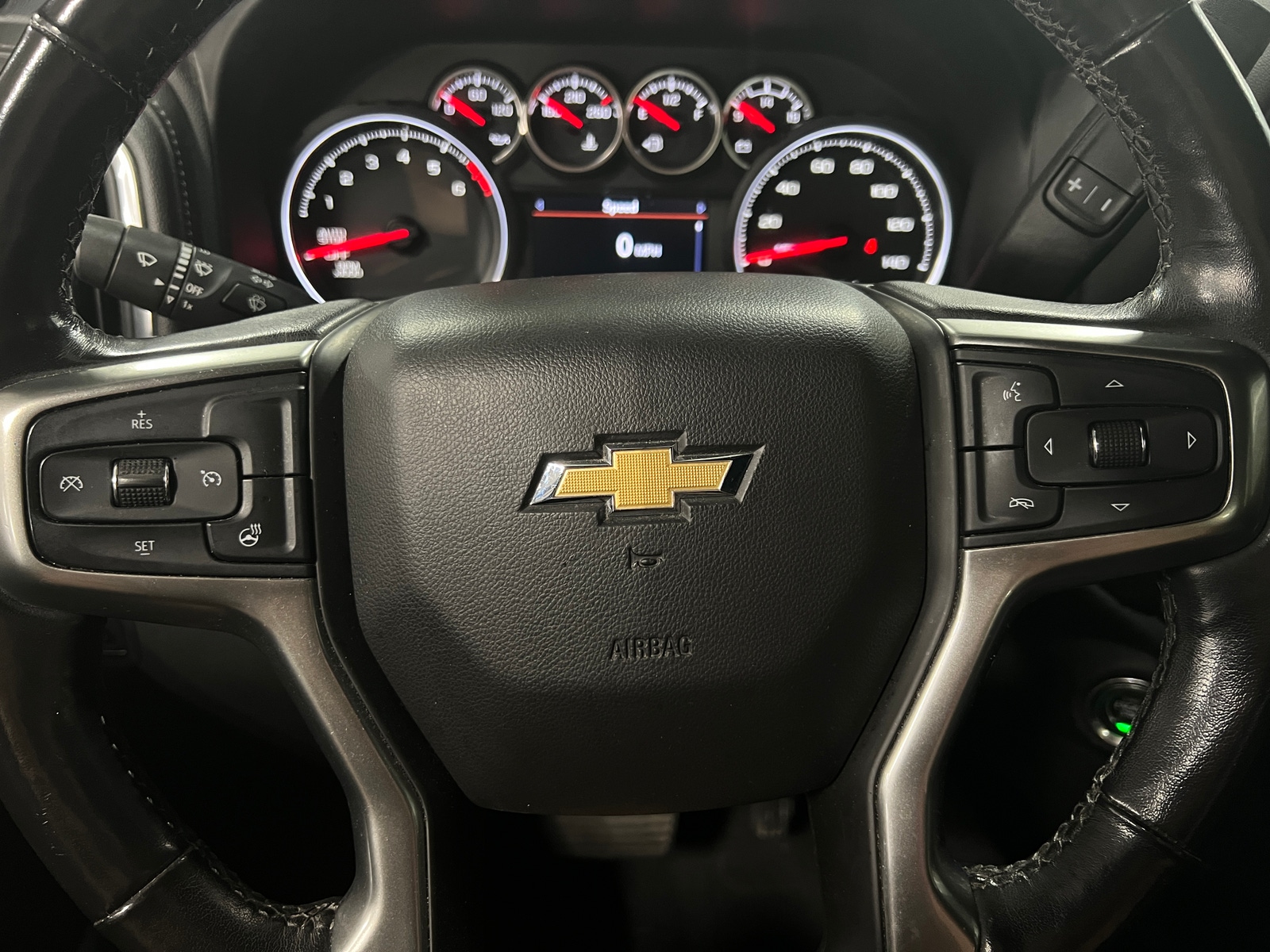 Thumbnail: 2020 Chevrolet Silverado 1500 - 5