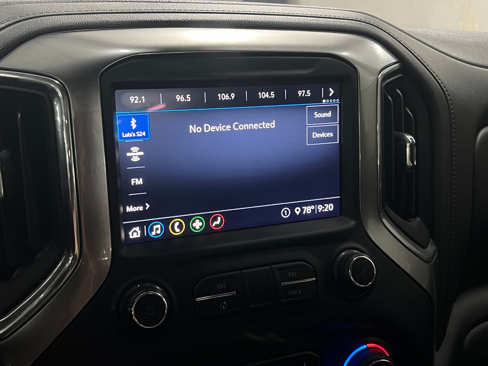 Thumbnail: 2020 Chevrolet Silverado 1500 - 4