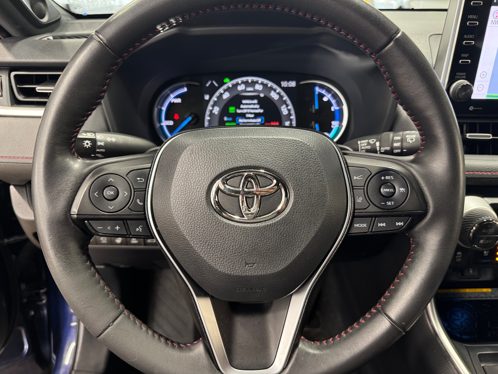 Thumbnail: 2021 Toyota RAV4 - 4