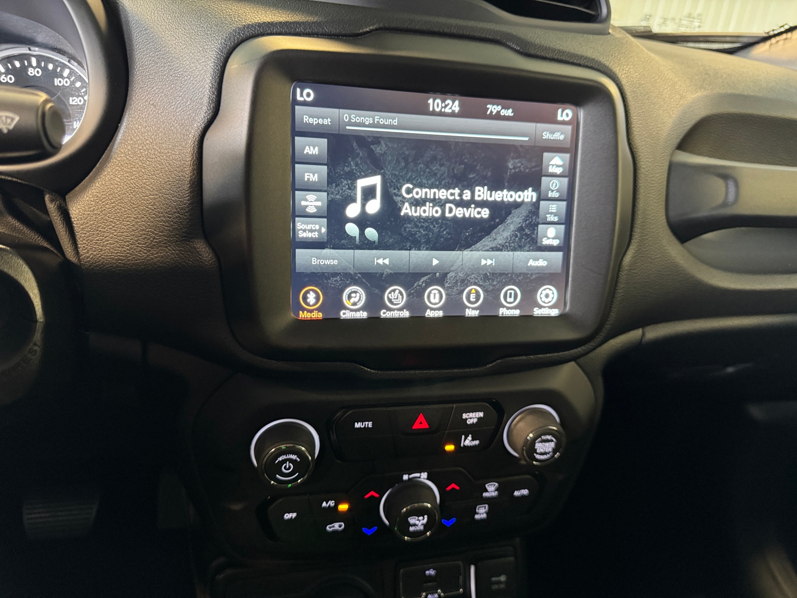 Thumbnail: 2021 Jeep Renegade - 3