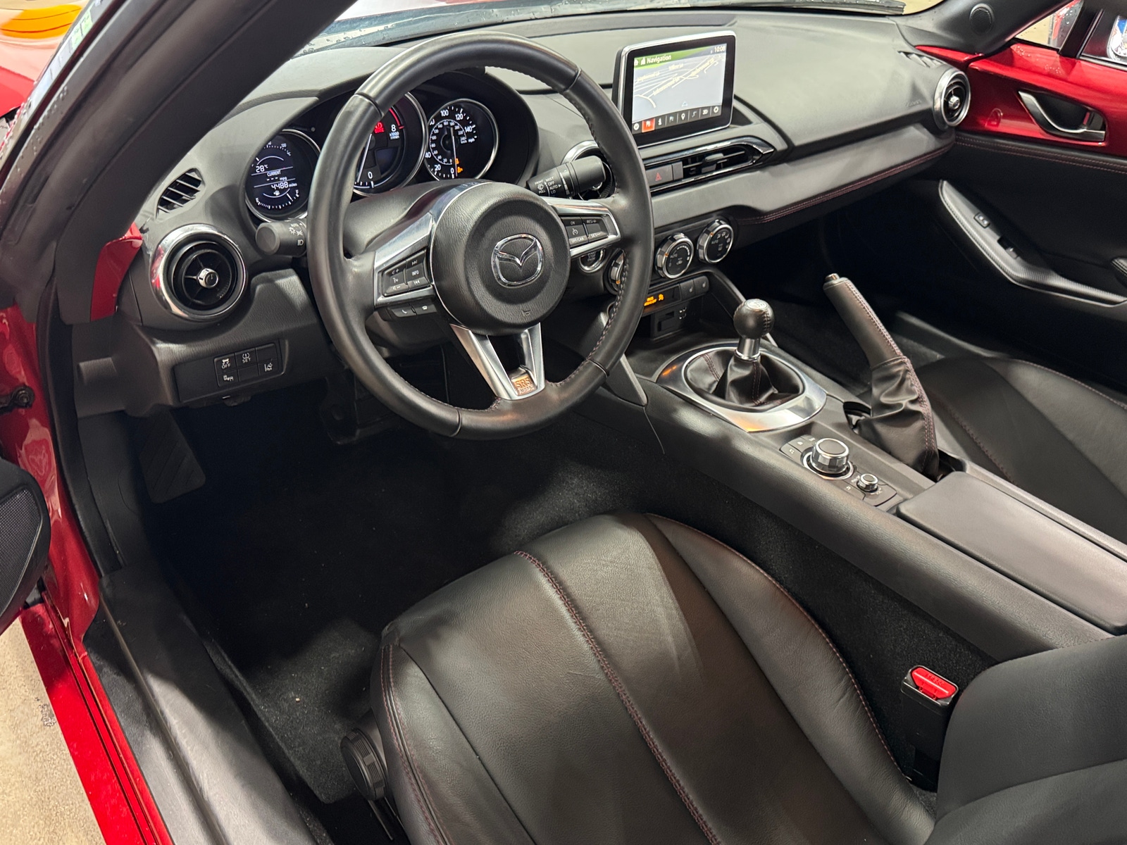 Thumbnail: 2016 Mazda MX-5 Miata - 2