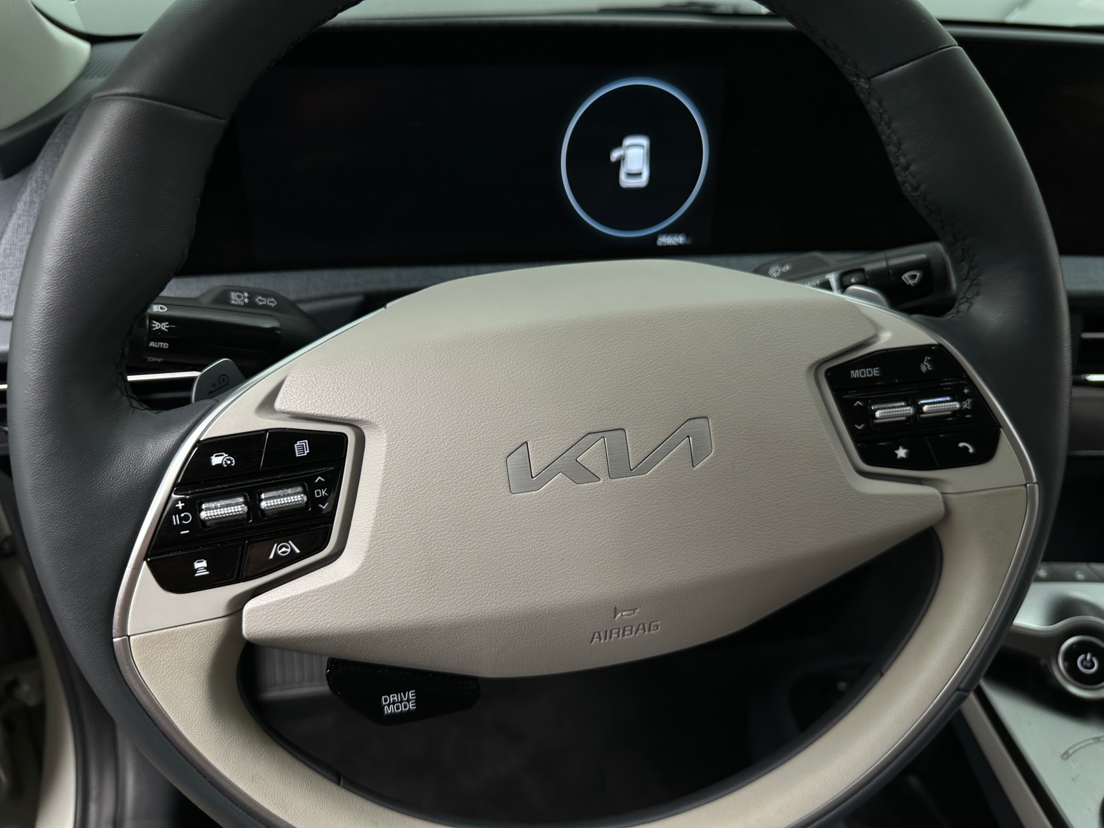 Thumbnail: 2024 Kia EV6 - 4