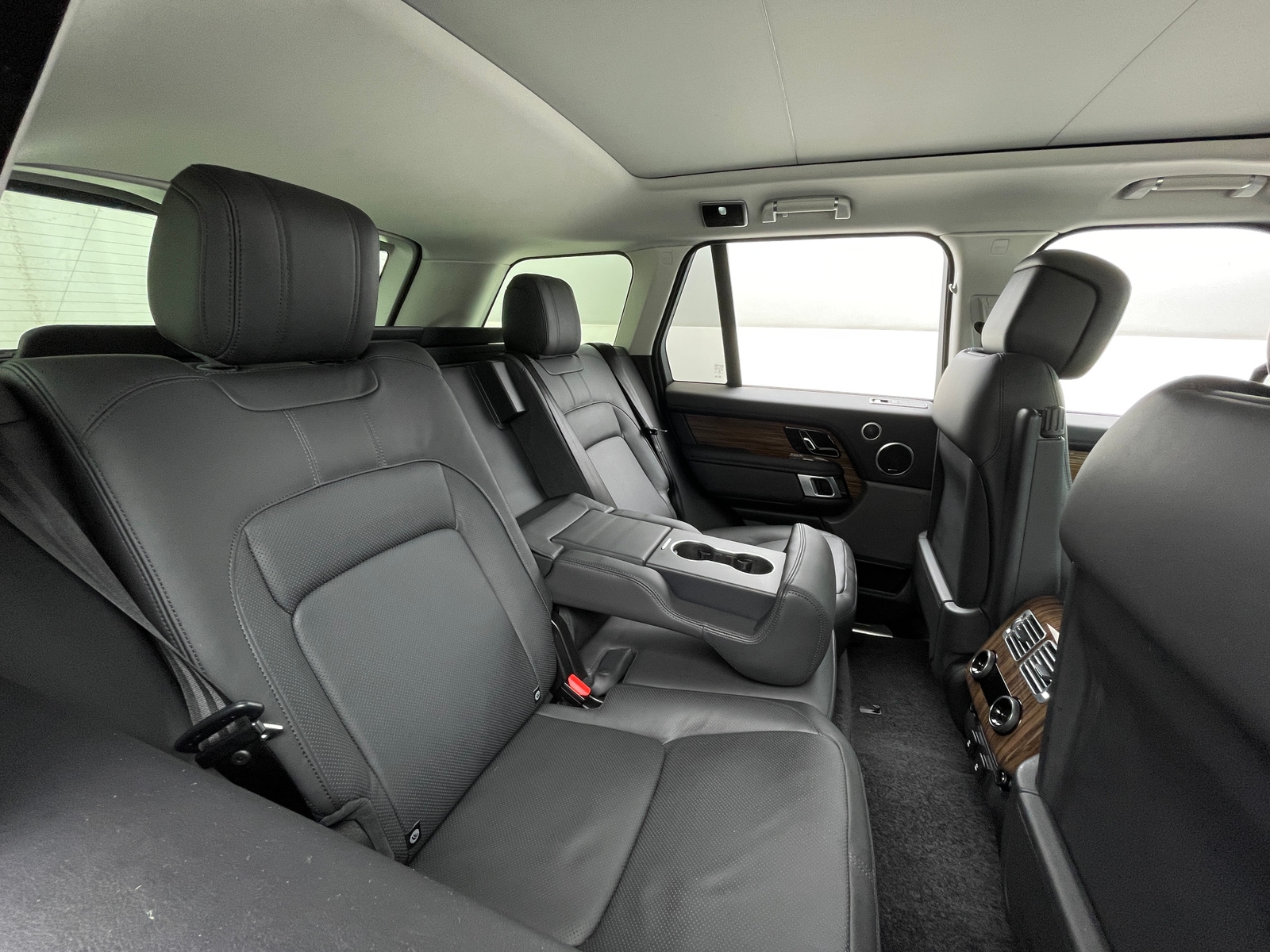 Thumbnail: 2019 Land Rover Range Rover - 5