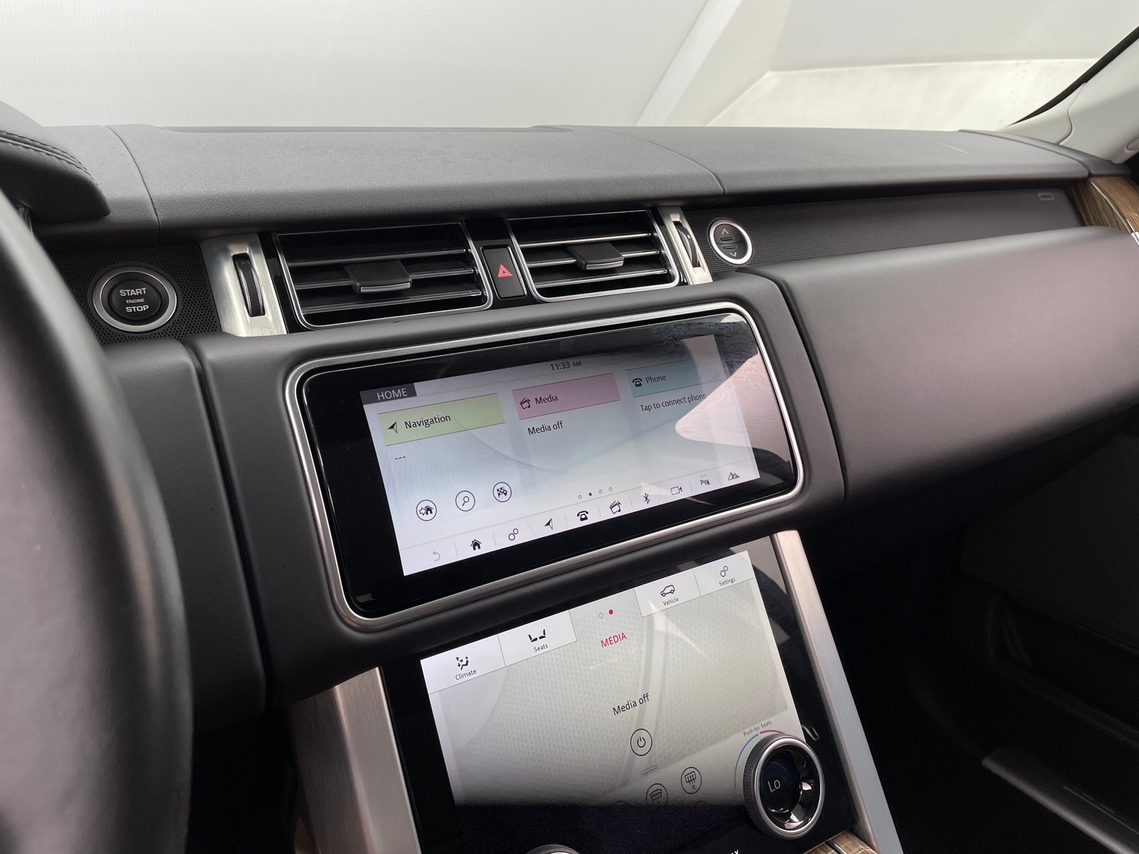 Thumbnail: 2019 Land Rover Range Rover - 3