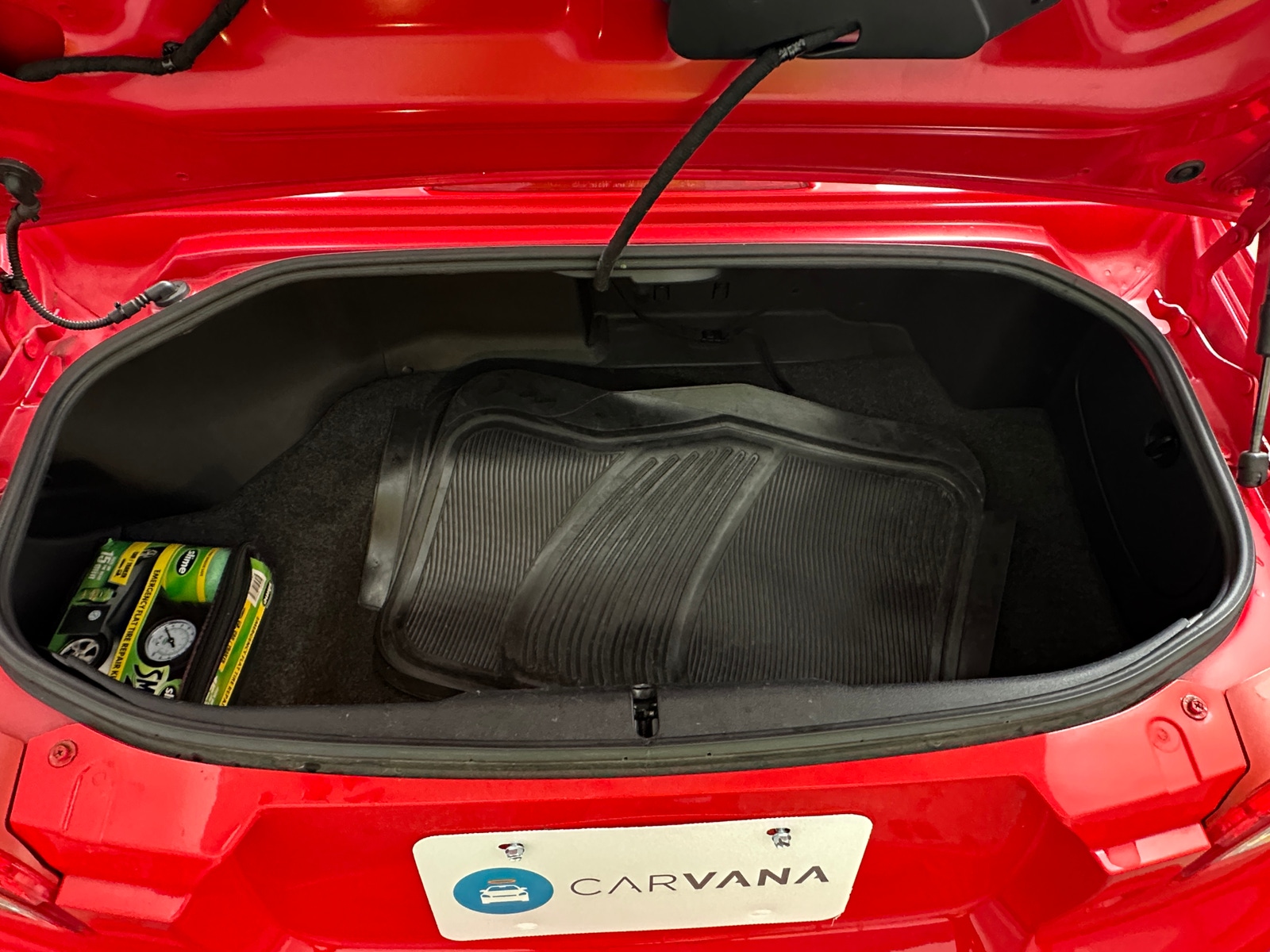 Thumbnail: 2010 Mazda MX-5 Miata - 5