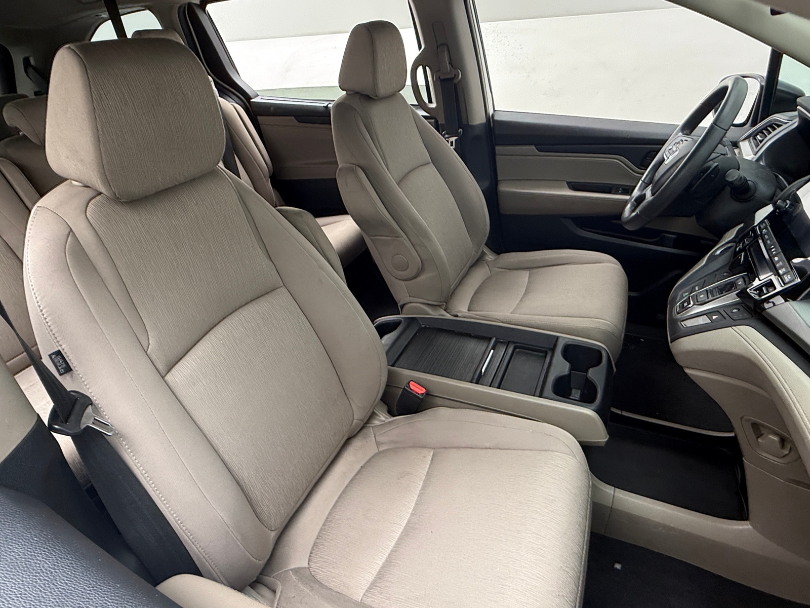 Thumbnail: 2019 Honda Odyssey - 2