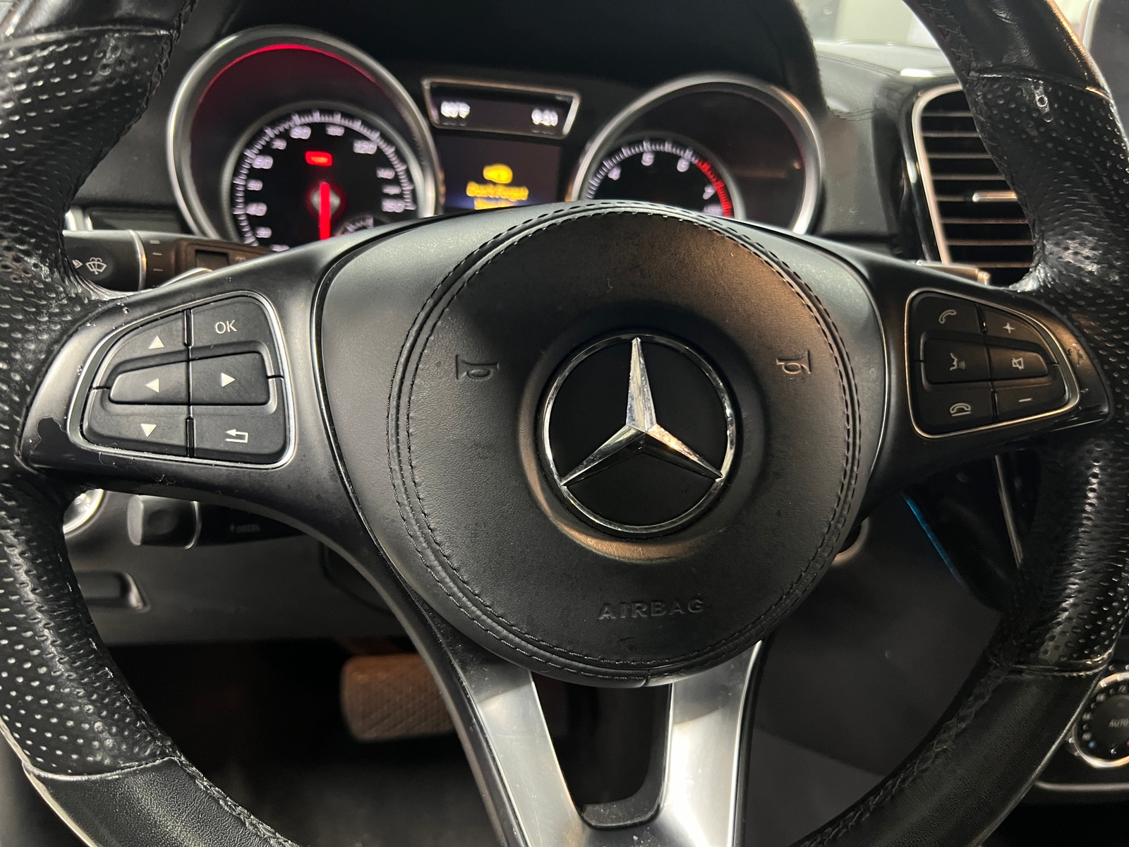 Thumbnail: 2018 Mercedes-Benz GLS - 4
