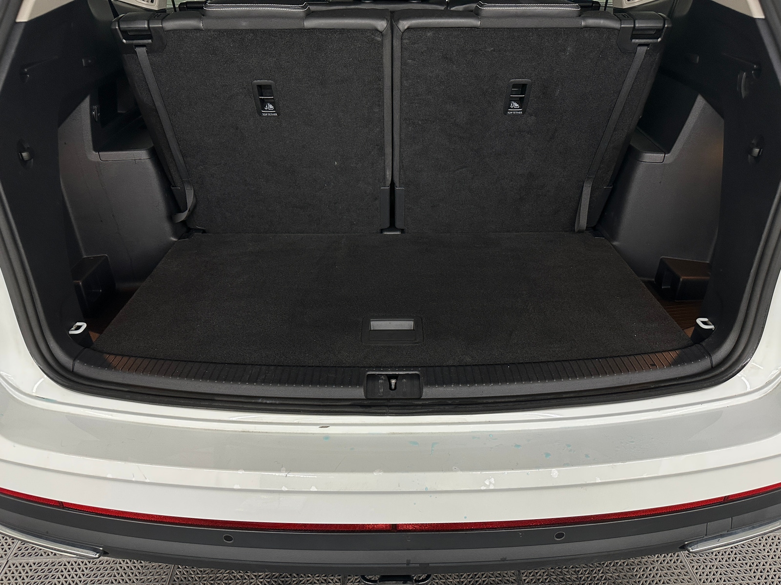 Thumbnail: 2023 Volkswagen Atlas - 6
