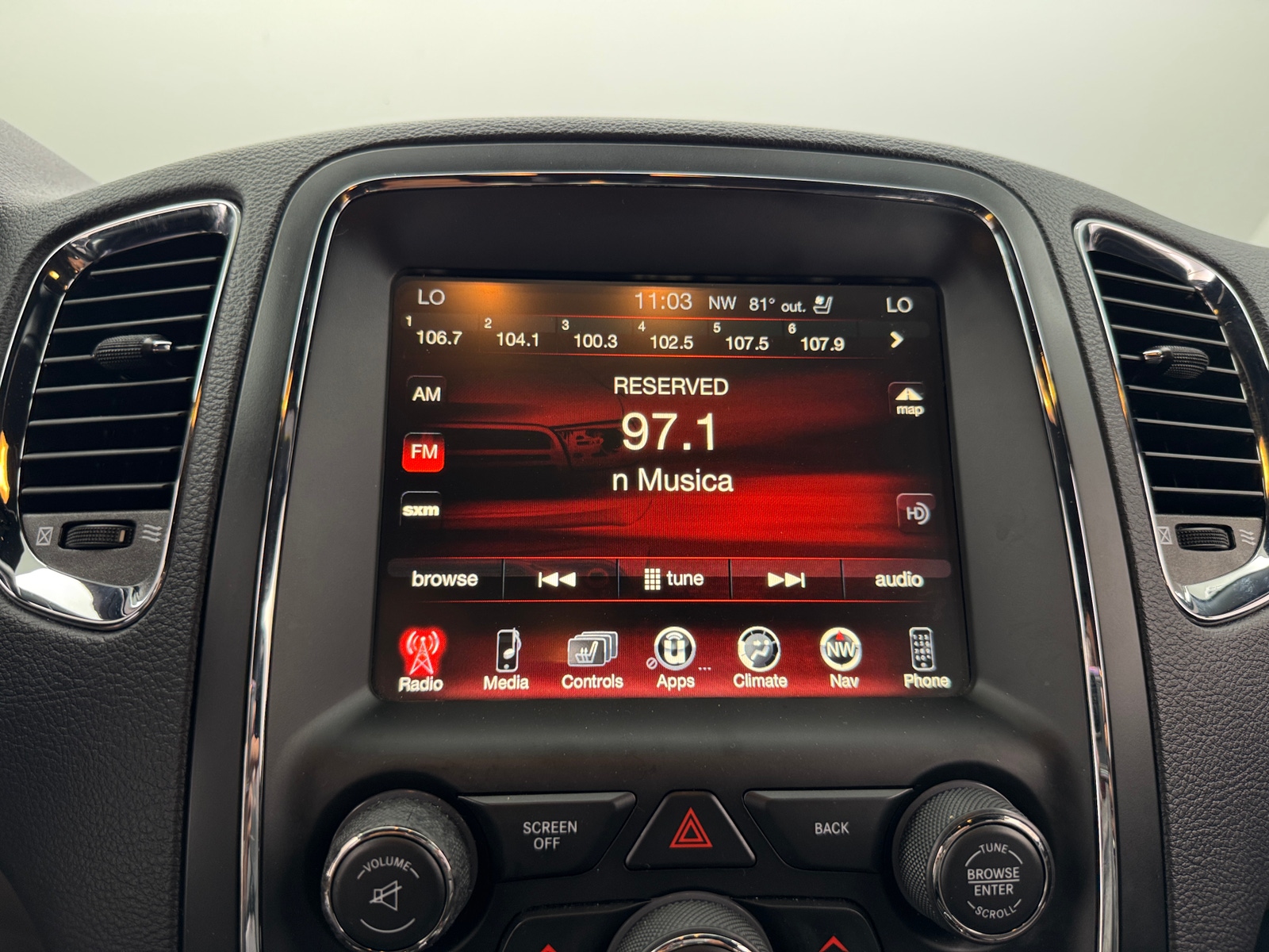 Thumbnail: 2017 Dodge Durango - 3