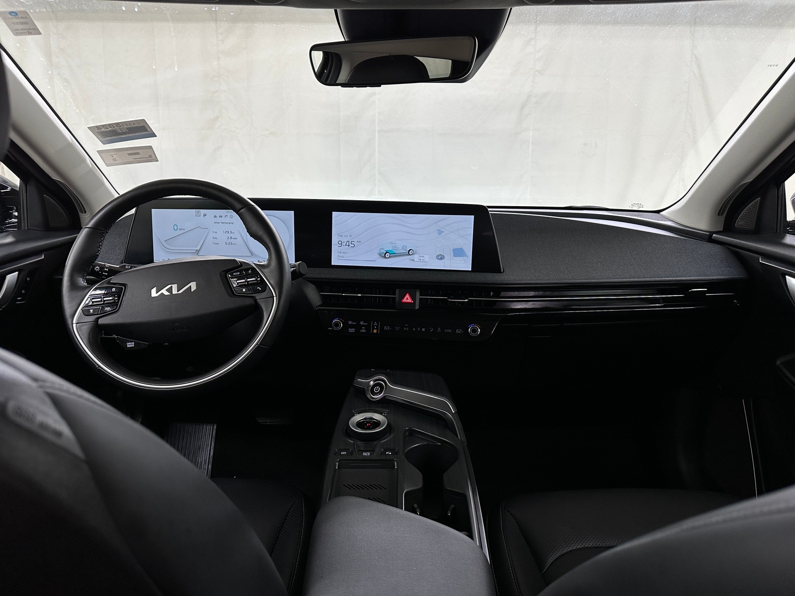Thumbnail: 2022 Kia EV6 - 2