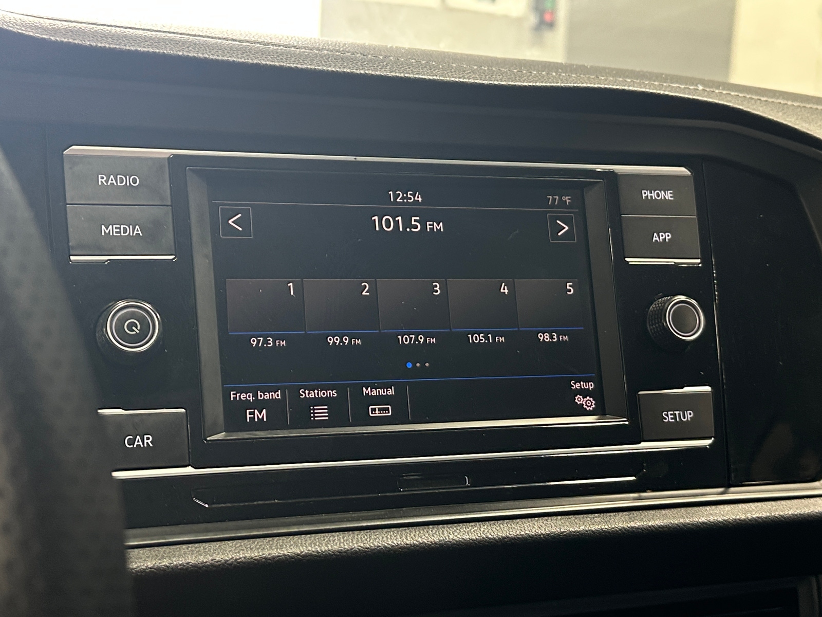 Thumbnail: 2019 Volkswagen Jetta - 4