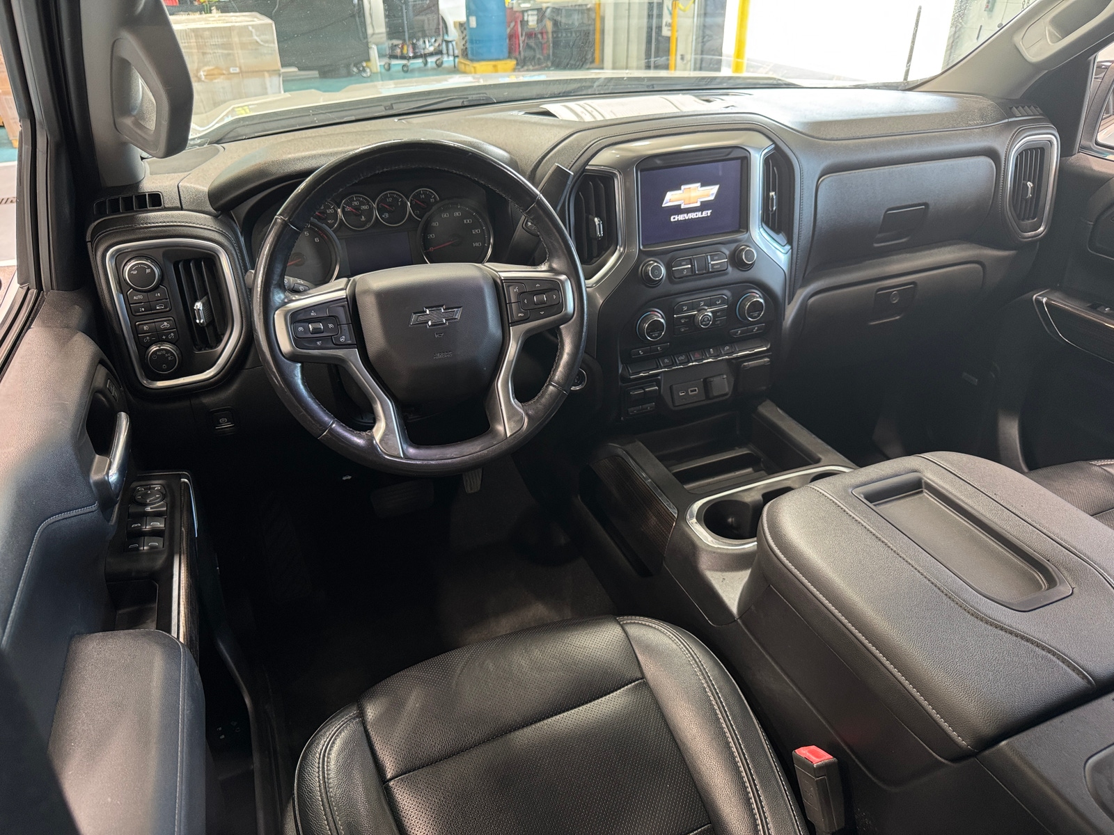 Thumbnail: 2019 Chevrolet Silverado 1500 - 3