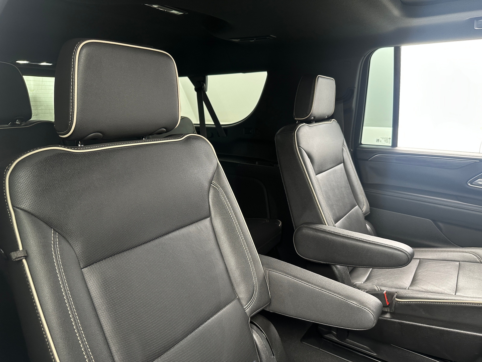 Thumbnail: 2021 GMC Yukon XL - 5