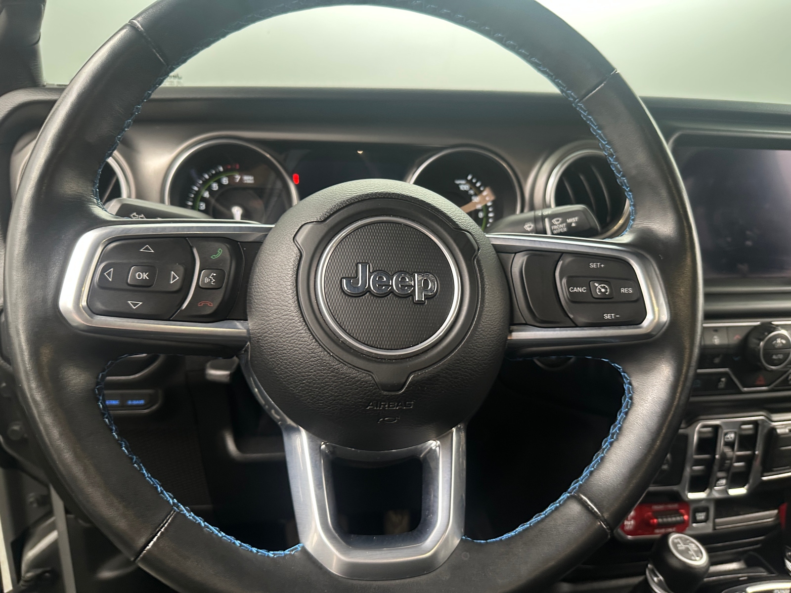 Thumbnail: 2022 Jeep Wrangler - 5