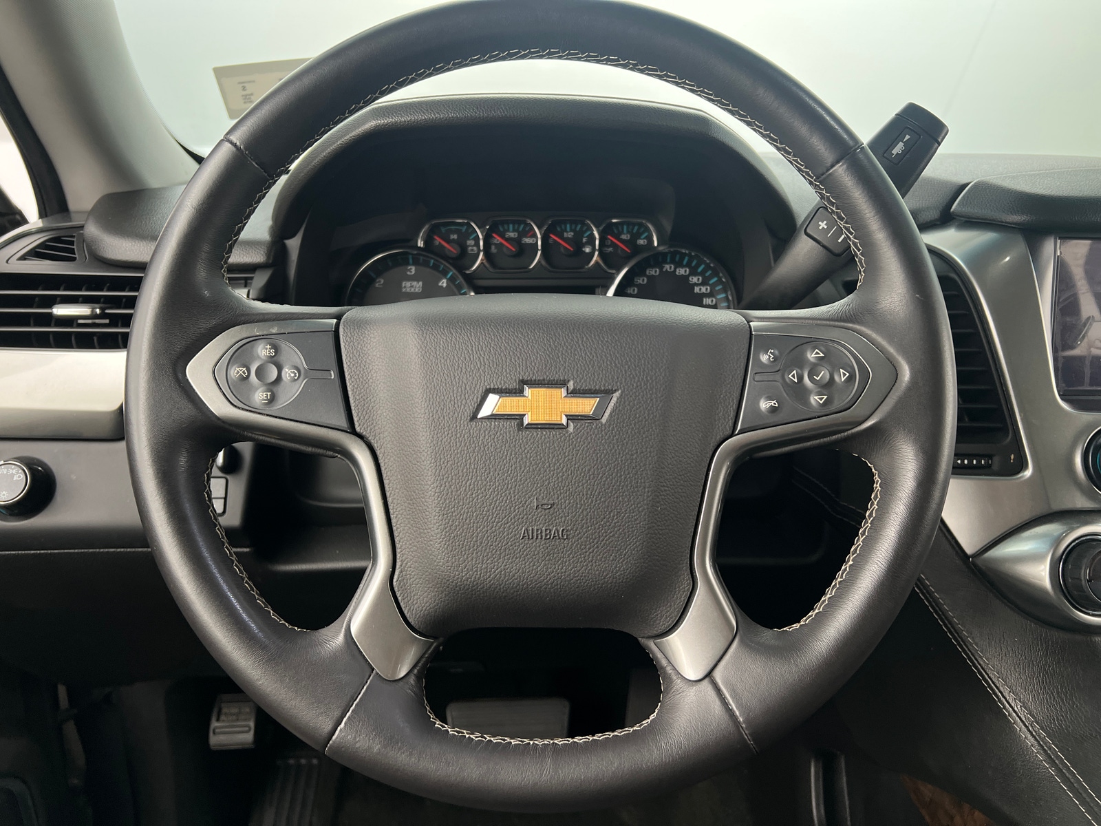 Thumbnail: 2018 Chevrolet Tahoe - 5