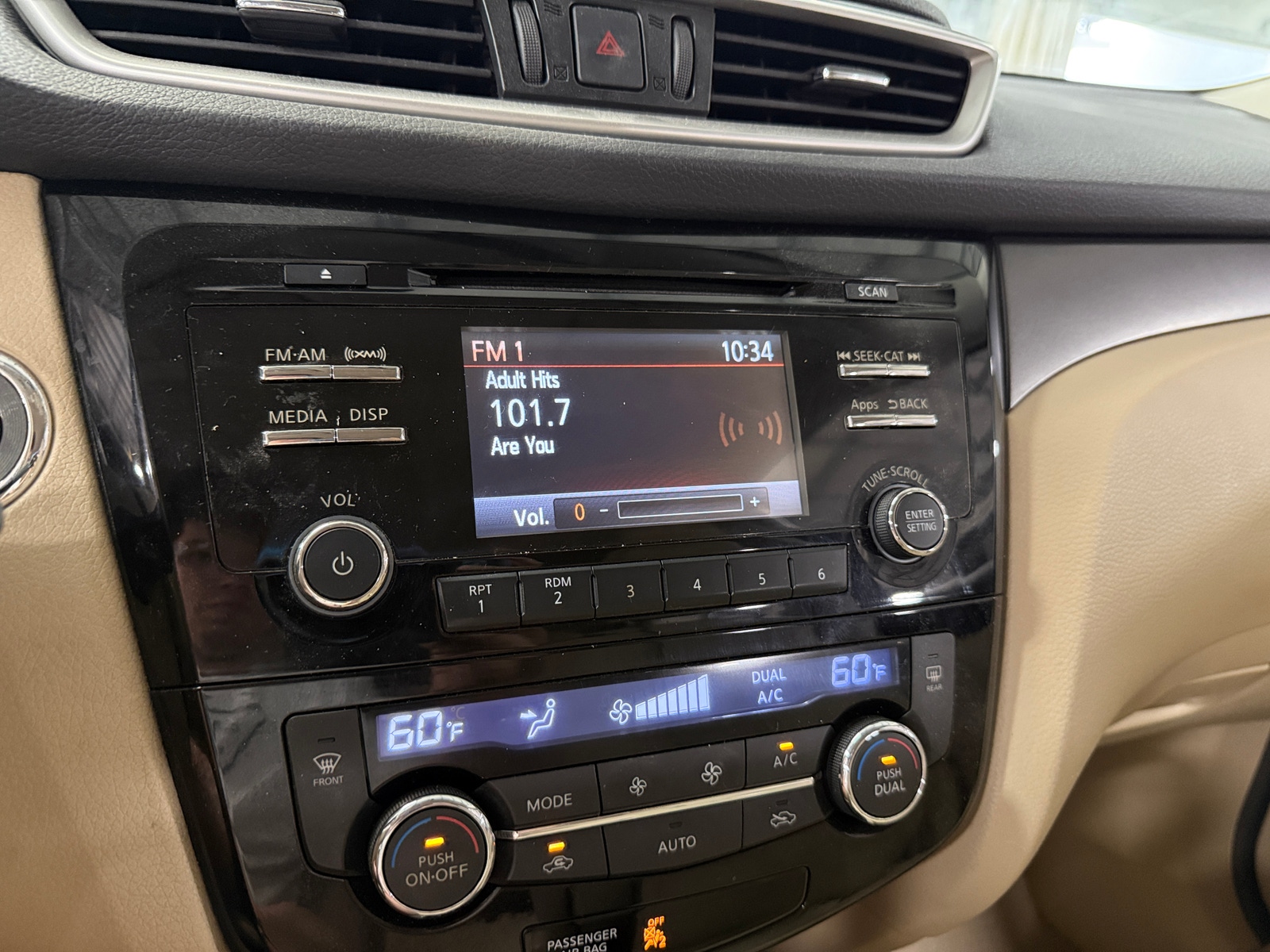 Thumbnail: 2014 Nissan Rogue - 4
