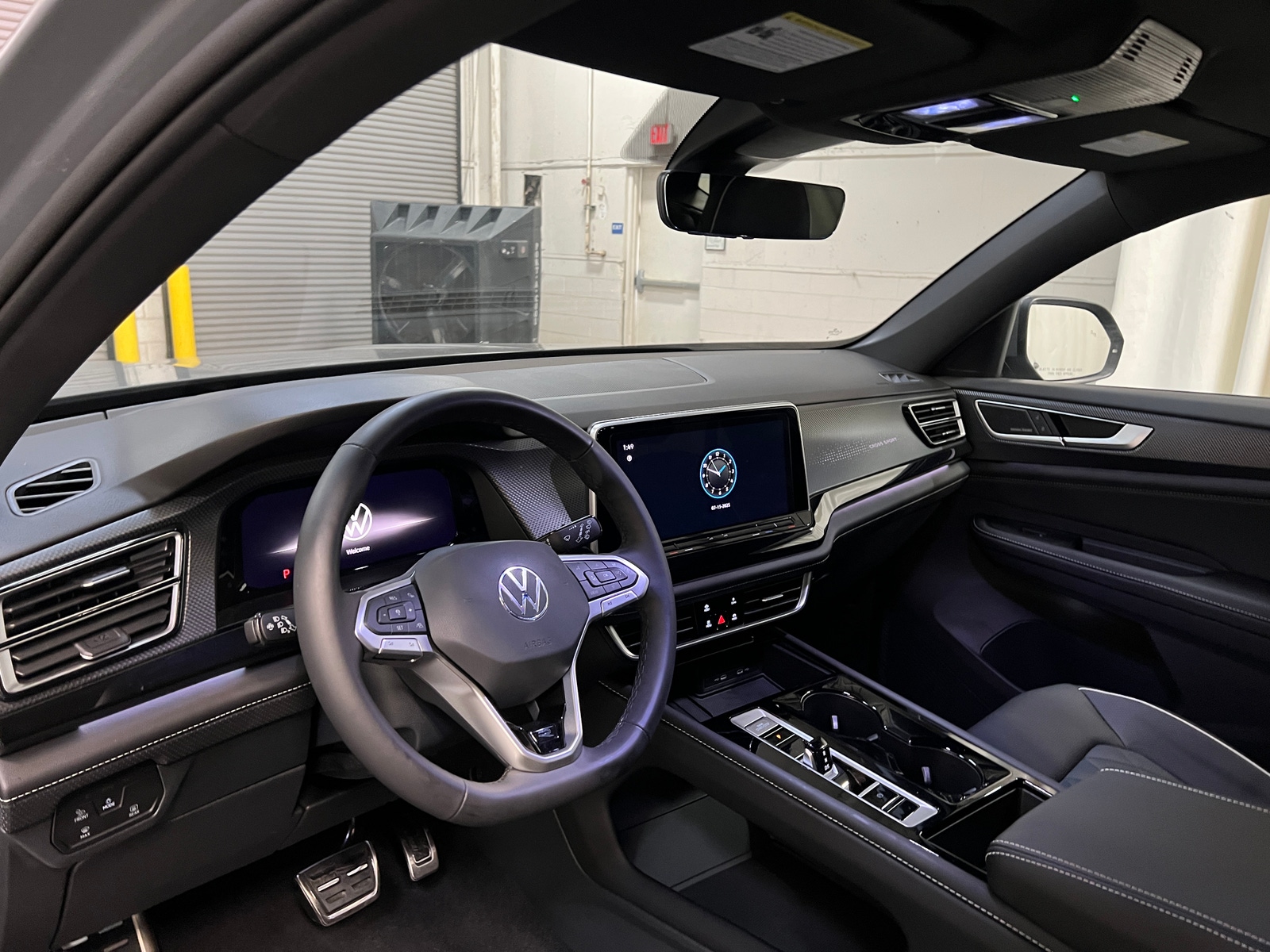 Thumbnail: 2025 Volkswagen Atlas - 3