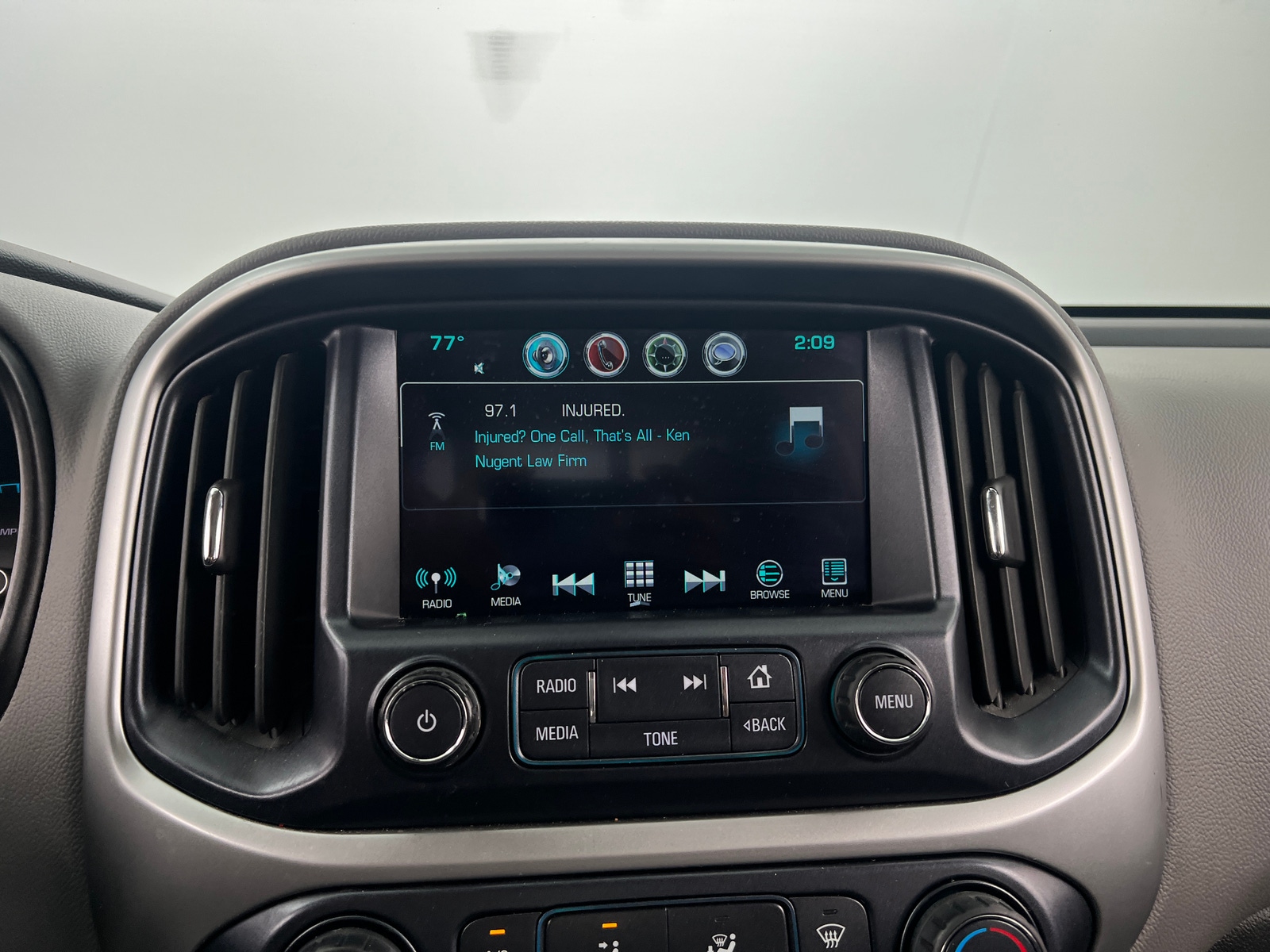 Thumbnail: 2016 Chevrolet Colorado - 4