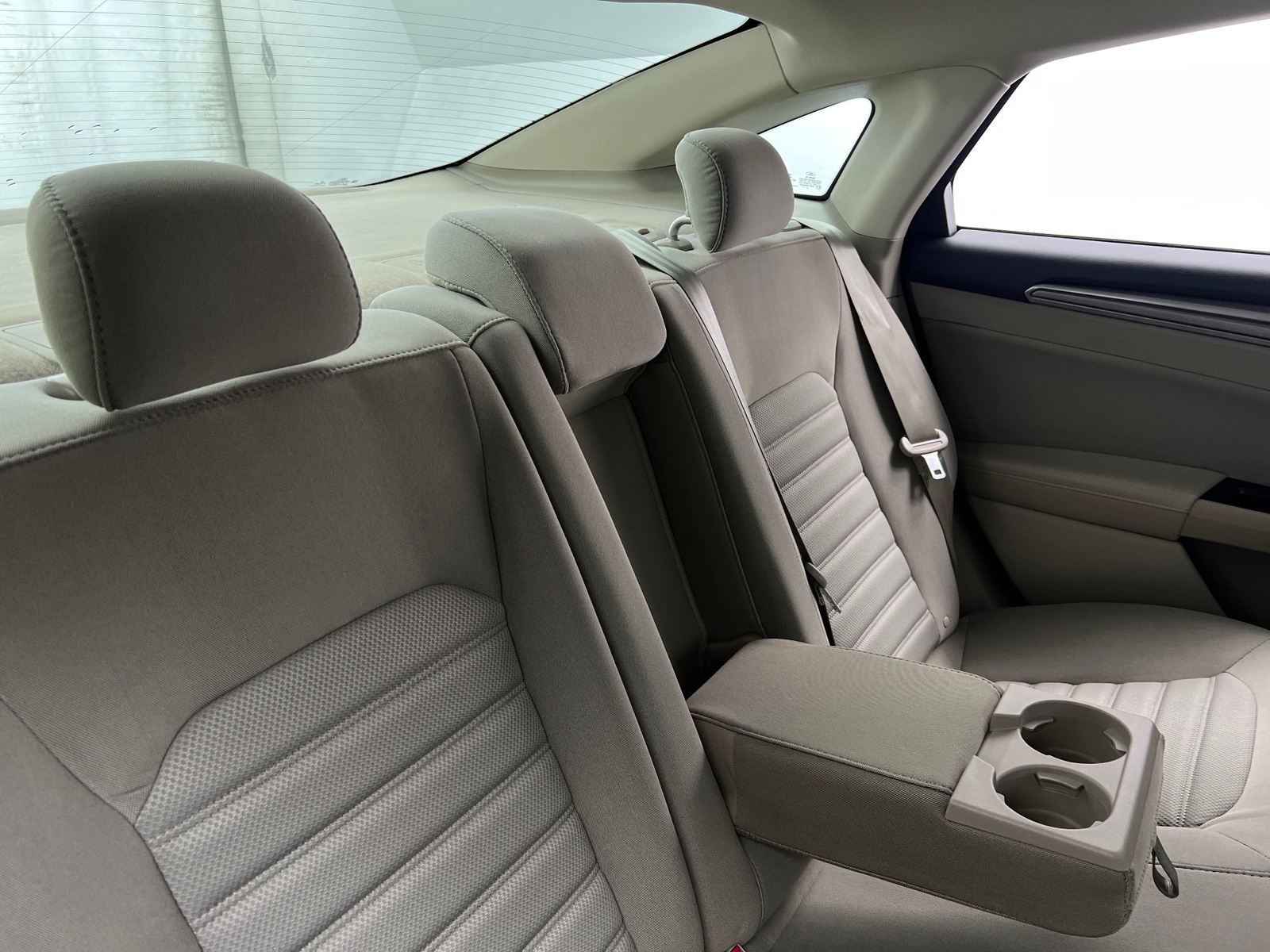 Thumbnail: 2017 Ford Fusion - 6