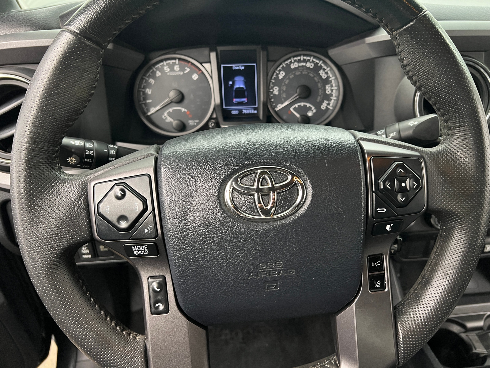 Thumbnail: 2019 Toyota Tacoma - 5
