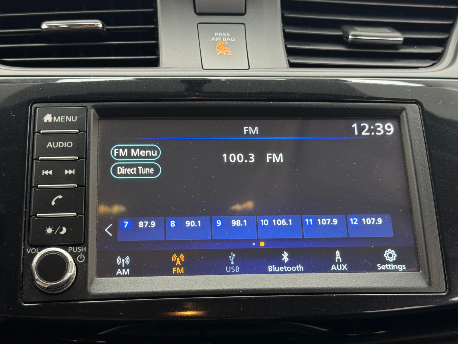 Thumbnail: 2019 Nissan Sentra - 4