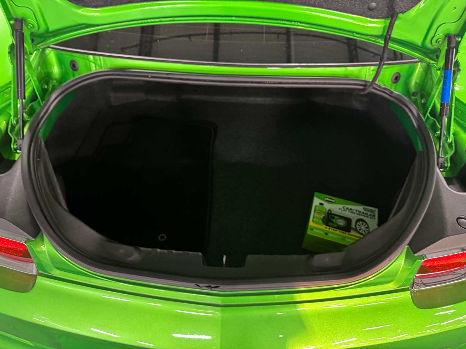 Thumbnail: 2011 Chevrolet Camaro - 4