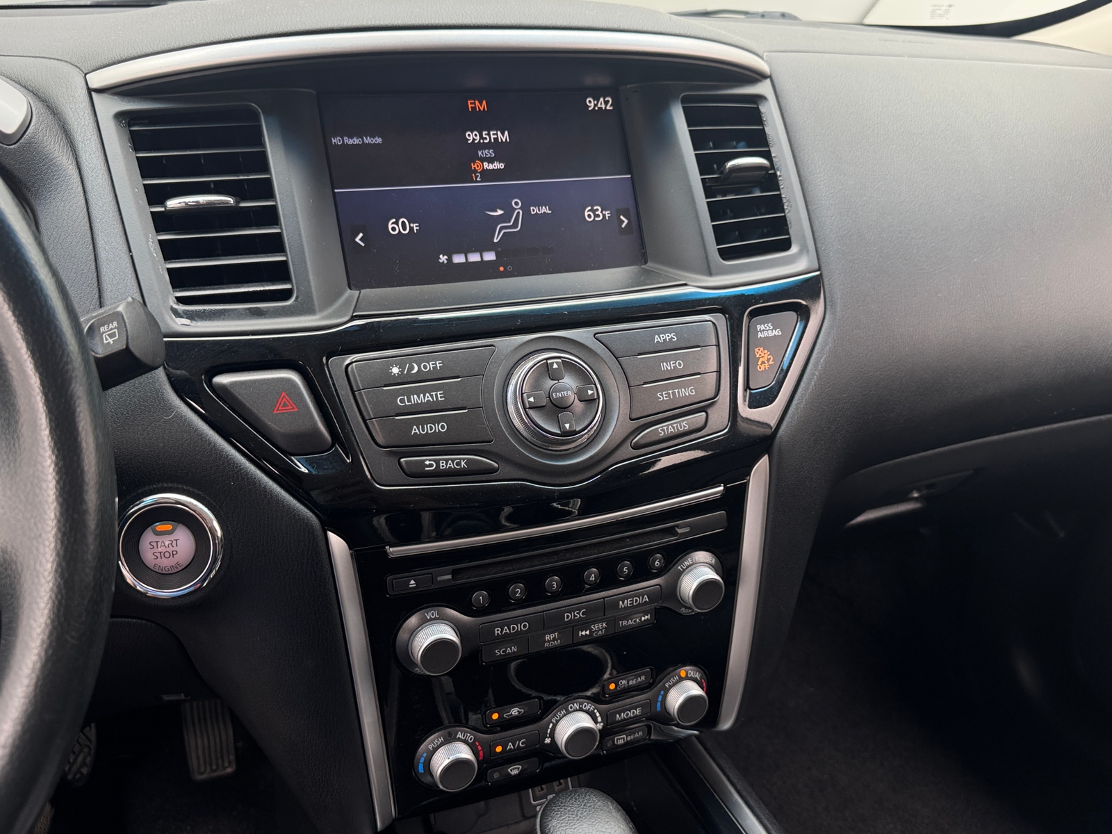 Thumbnail: 2018 Nissan Pathfinder - 4