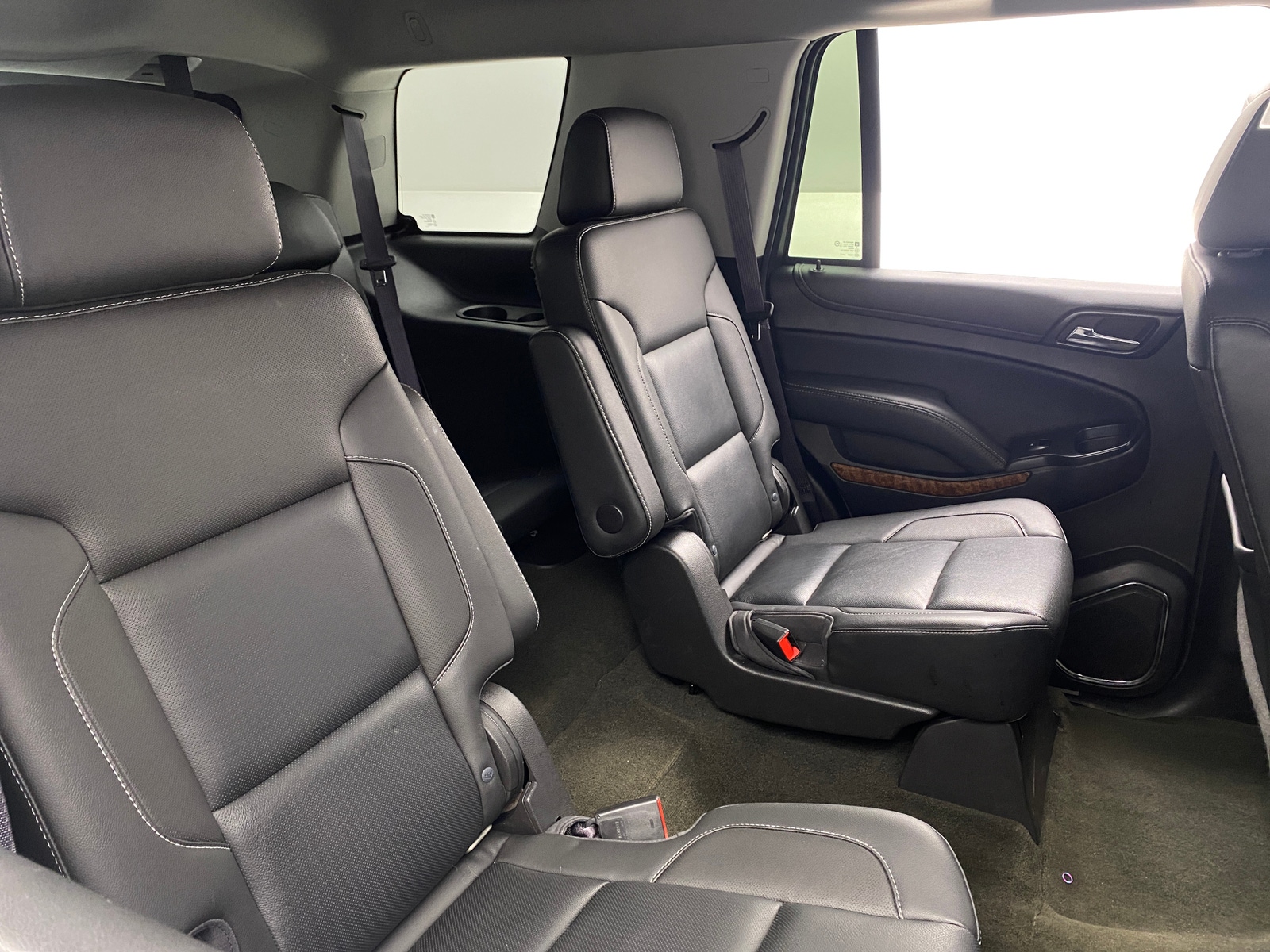 Thumbnail: 2017 Chevrolet Tahoe - 5