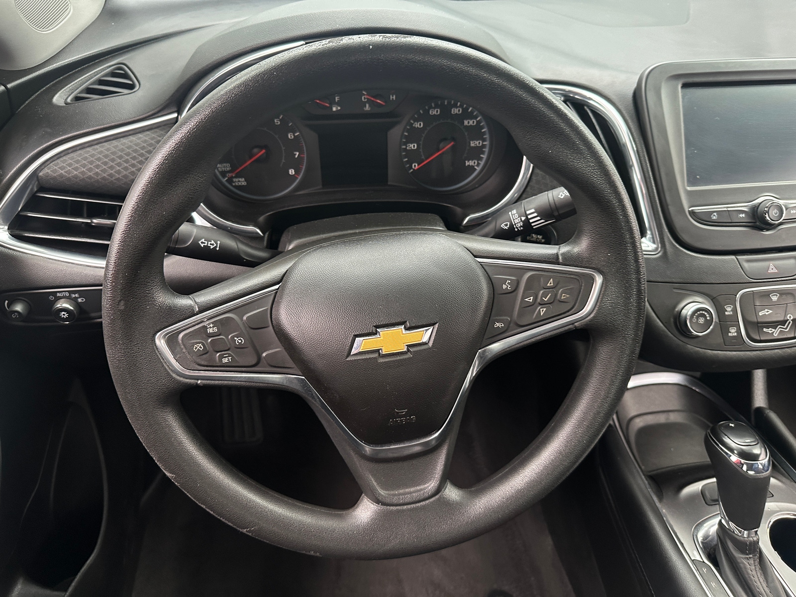 Thumbnail: 2018 Chevrolet Malibu - 5