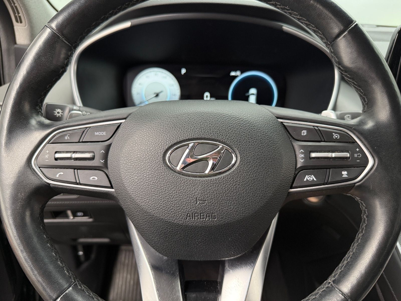 Thumbnail: 2023 Hyundai Santa Fe - 4