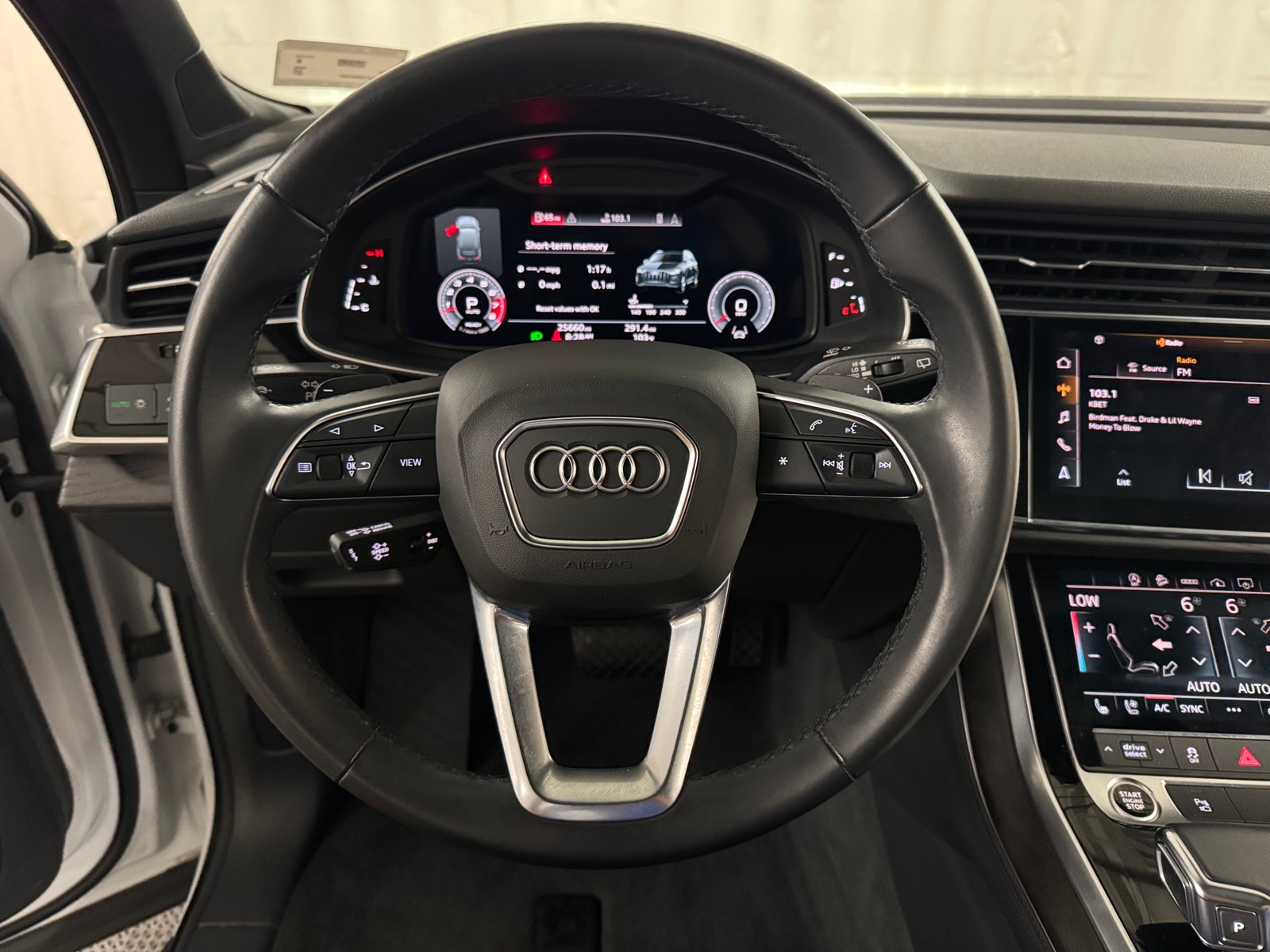 Thumbnail: 2021 Audi Q7 - 4