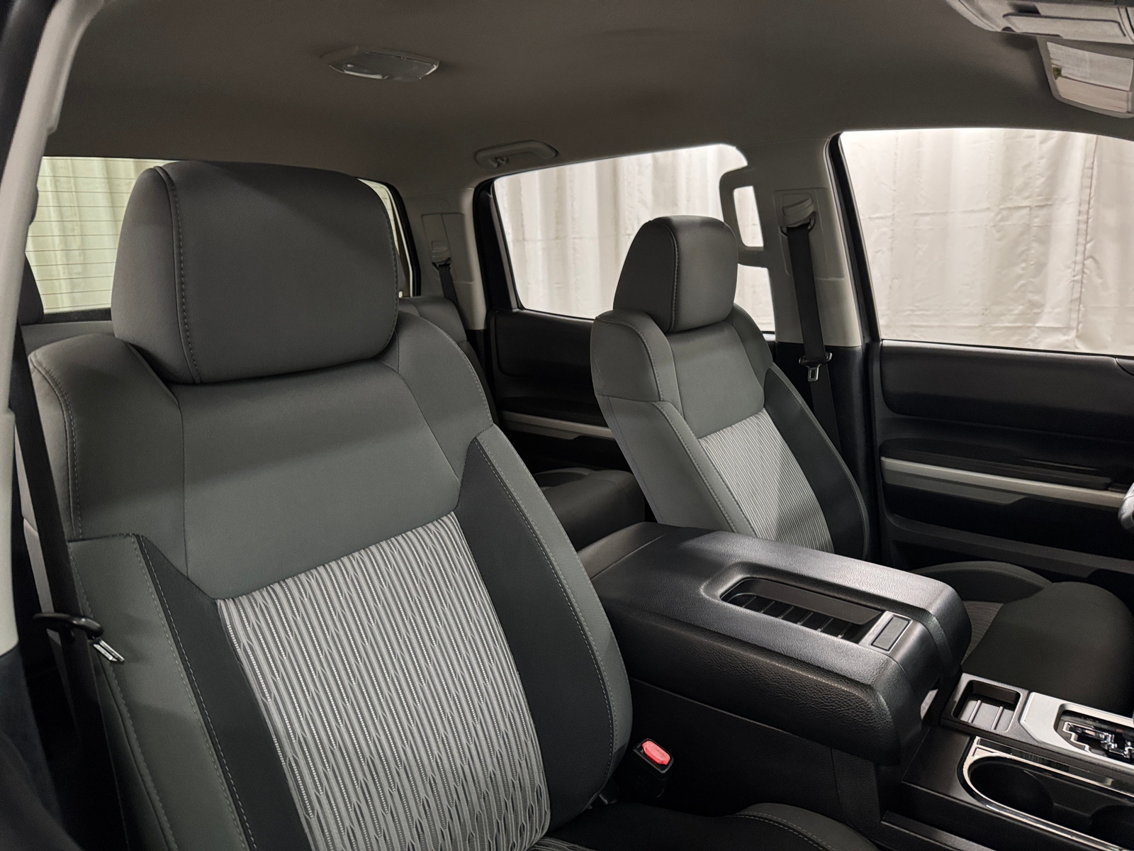 Thumbnail: 2015 Toyota Tundra - 2