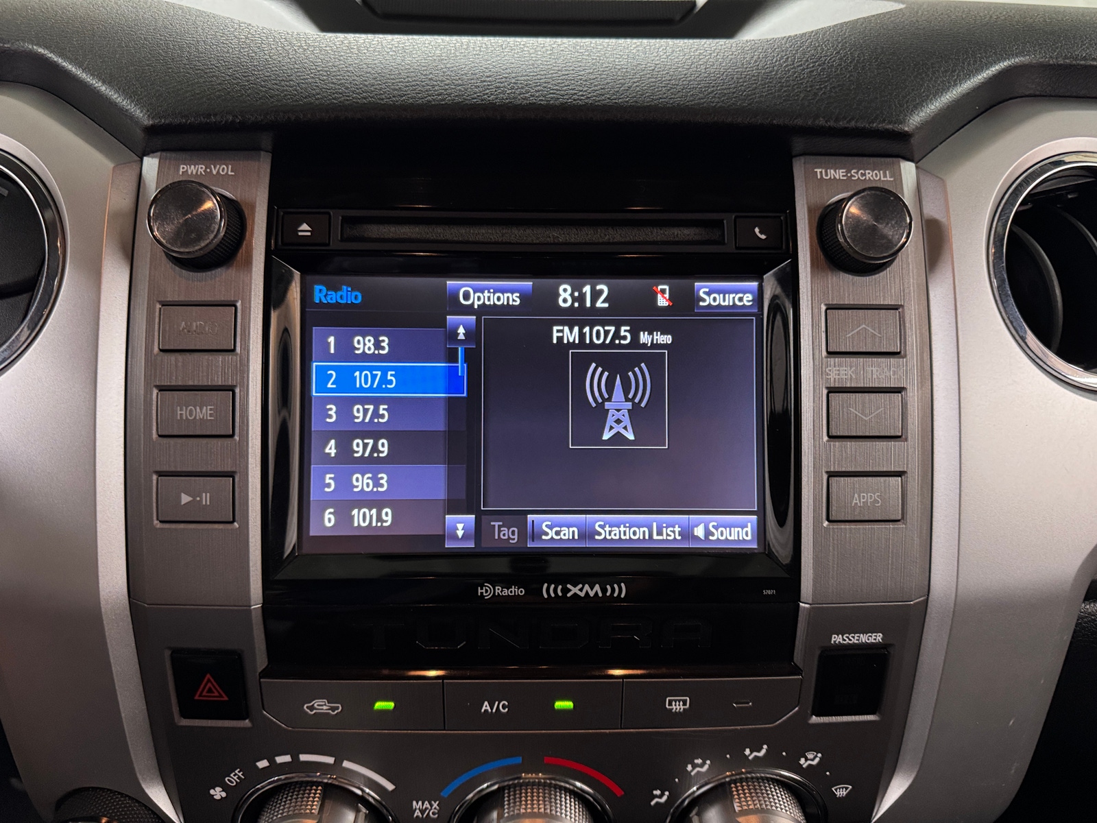 Thumbnail: 2015 Toyota Tundra - 4