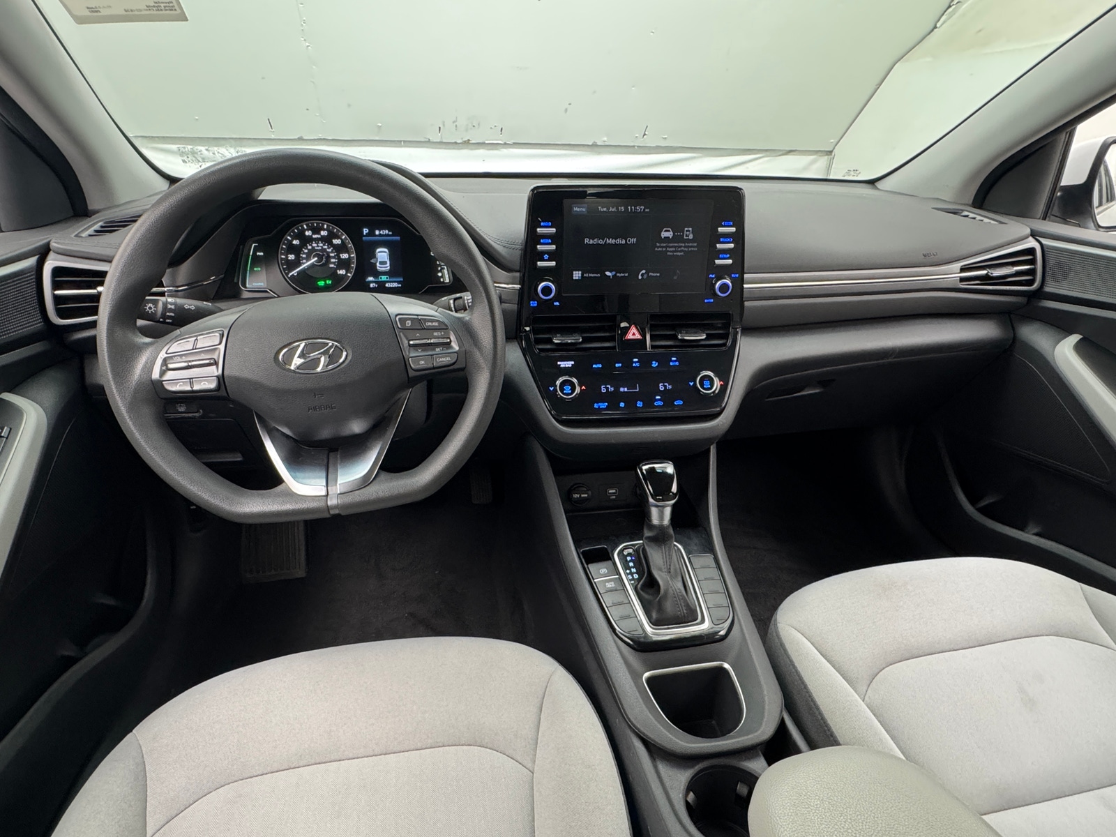 Thumbnail: 2022 Hyundai Ioniq - 3