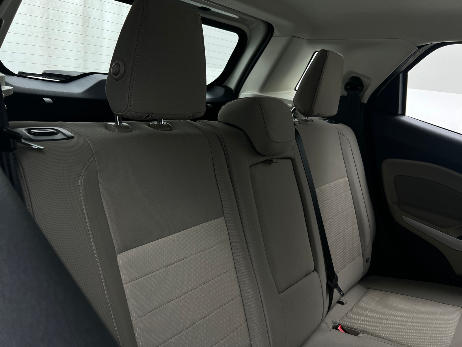 Thumbnail: 2021 Ford EcoSport - 6
