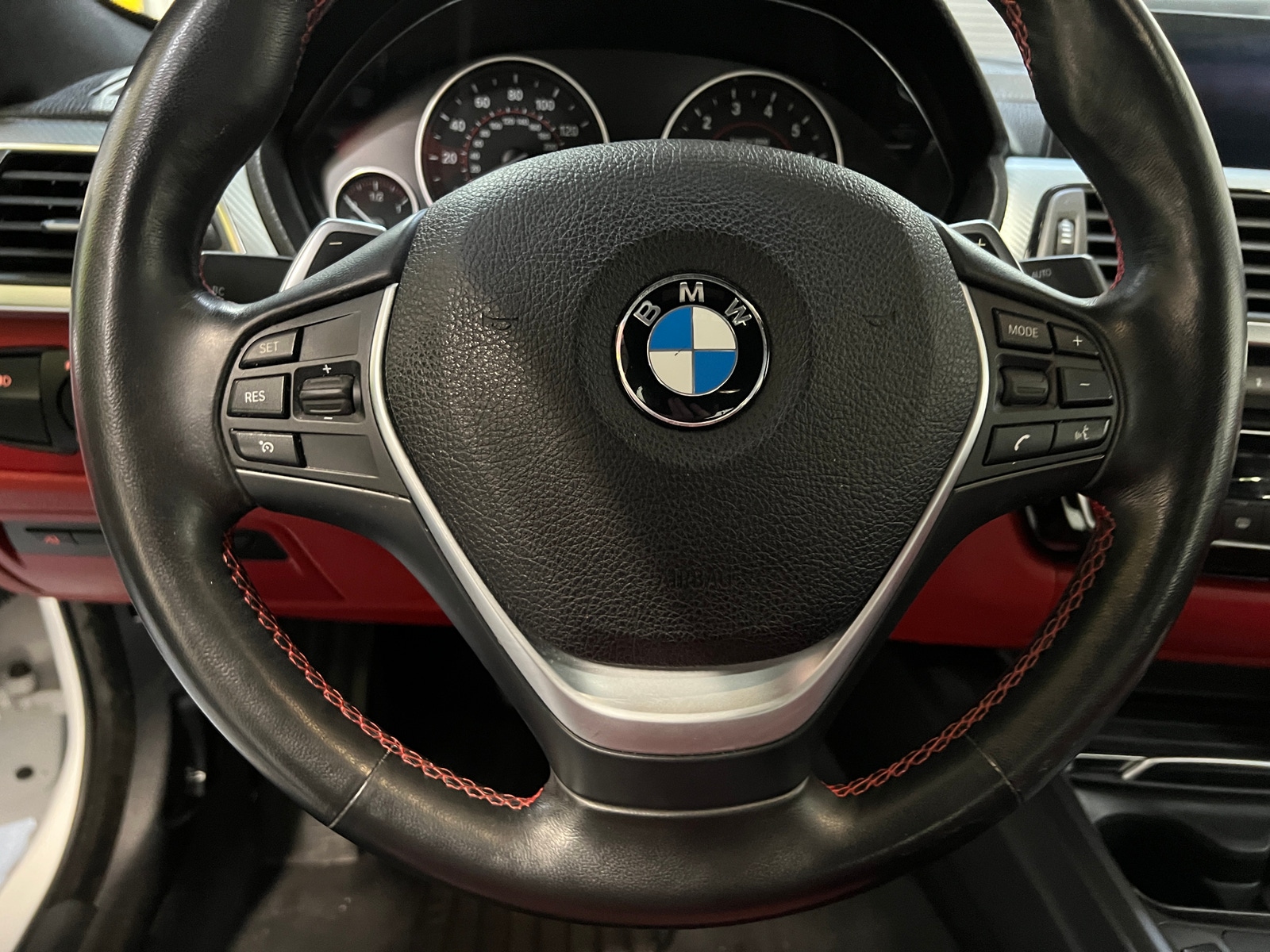 Thumbnail: 2018 BMW 4 Series - 4