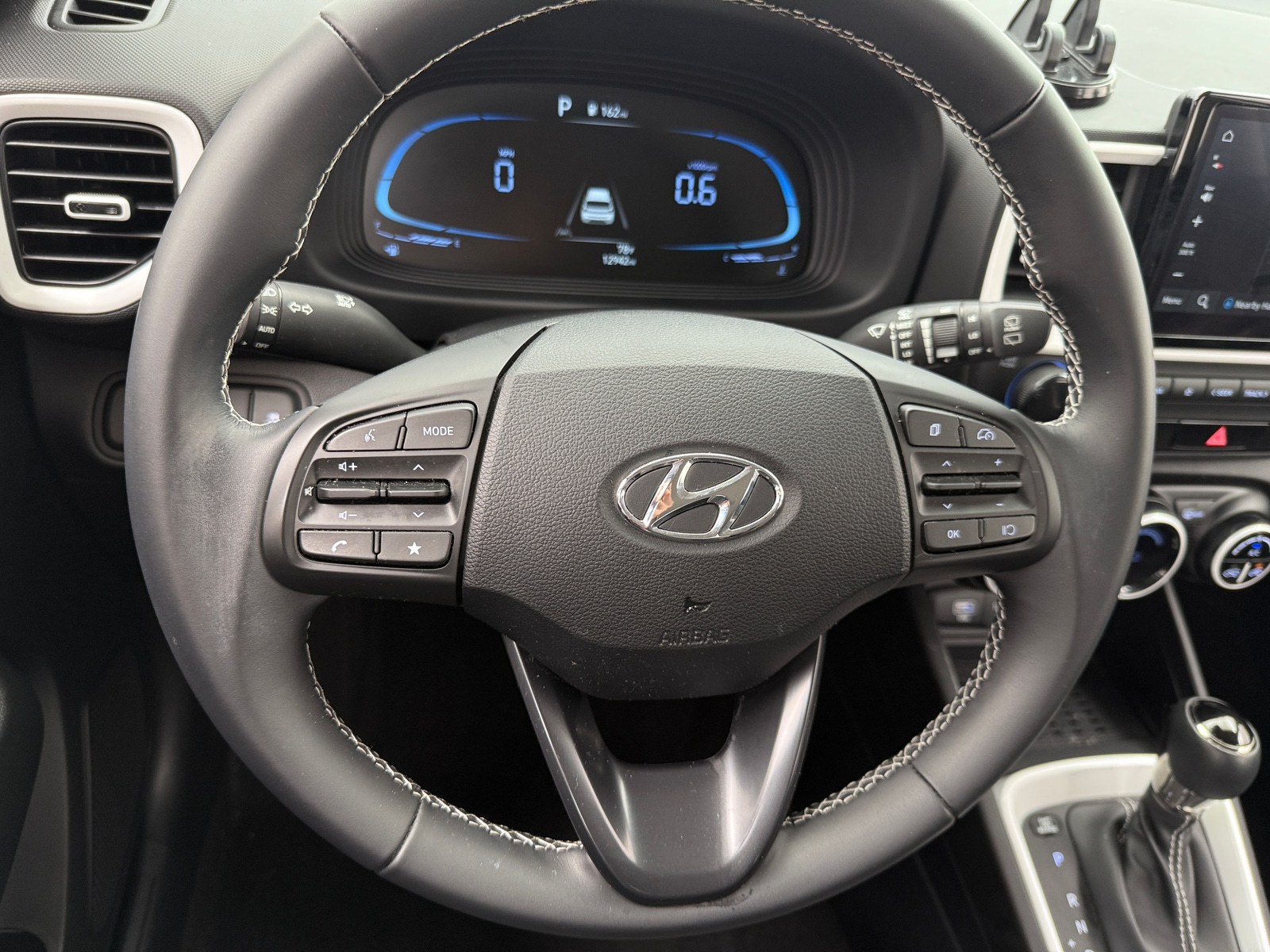 Thumbnail: 2023 Hyundai Venue - 4