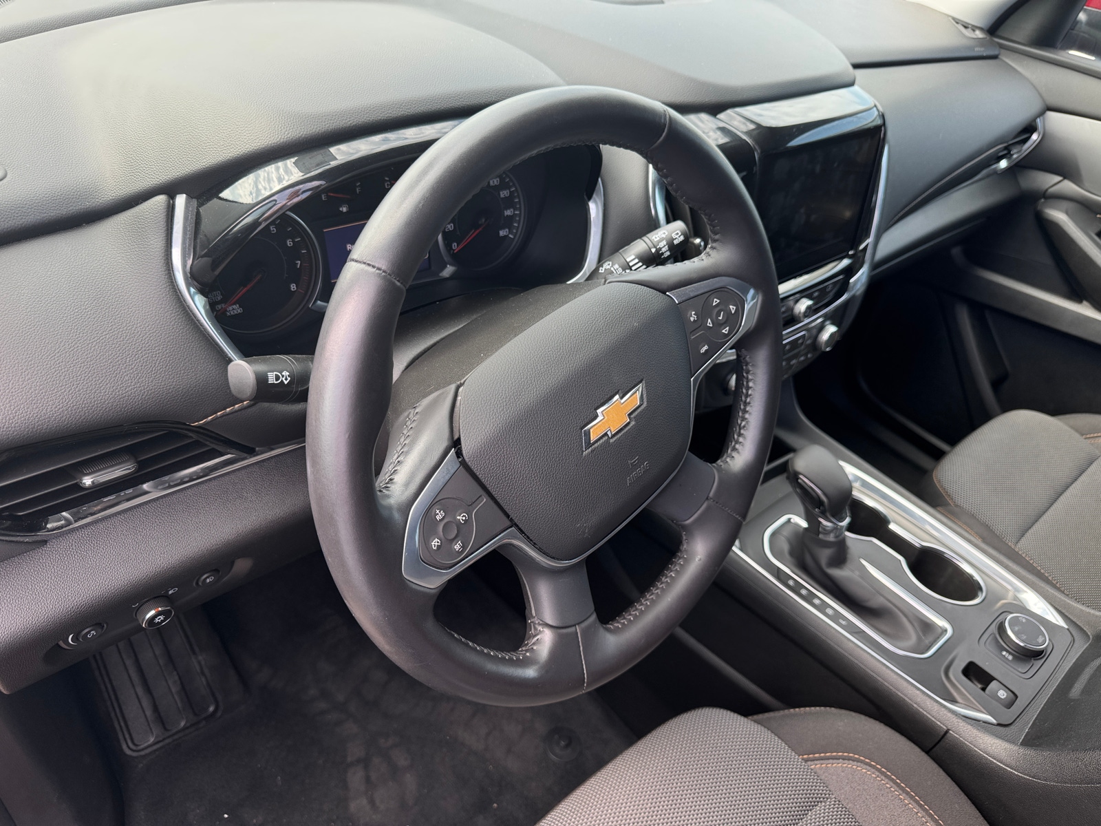 Thumbnail: 2021 Chevrolet Traverse - 3